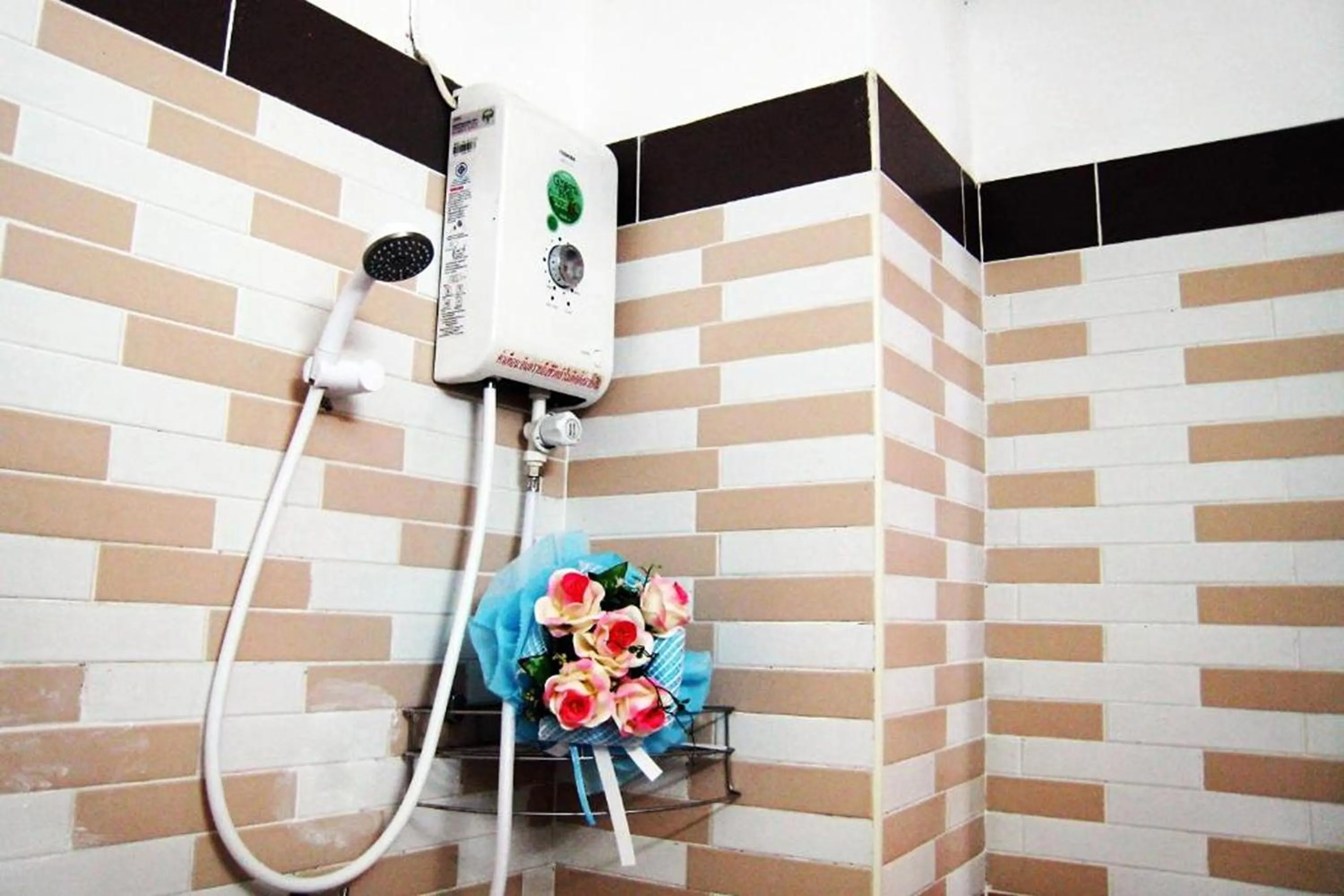 Shower in Choktawee Residence and Mansion