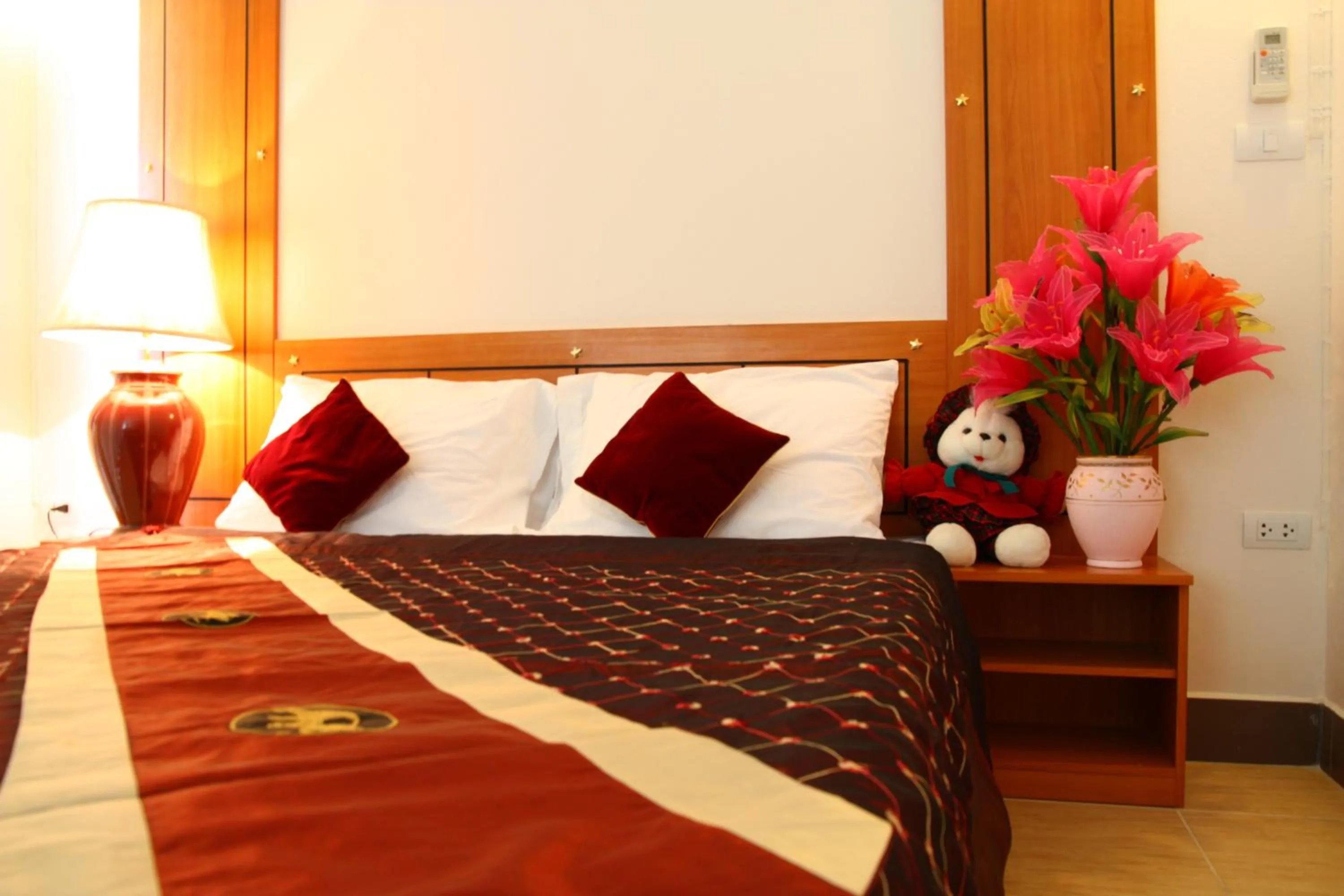 Bed in Choktawee Residence and Mansion