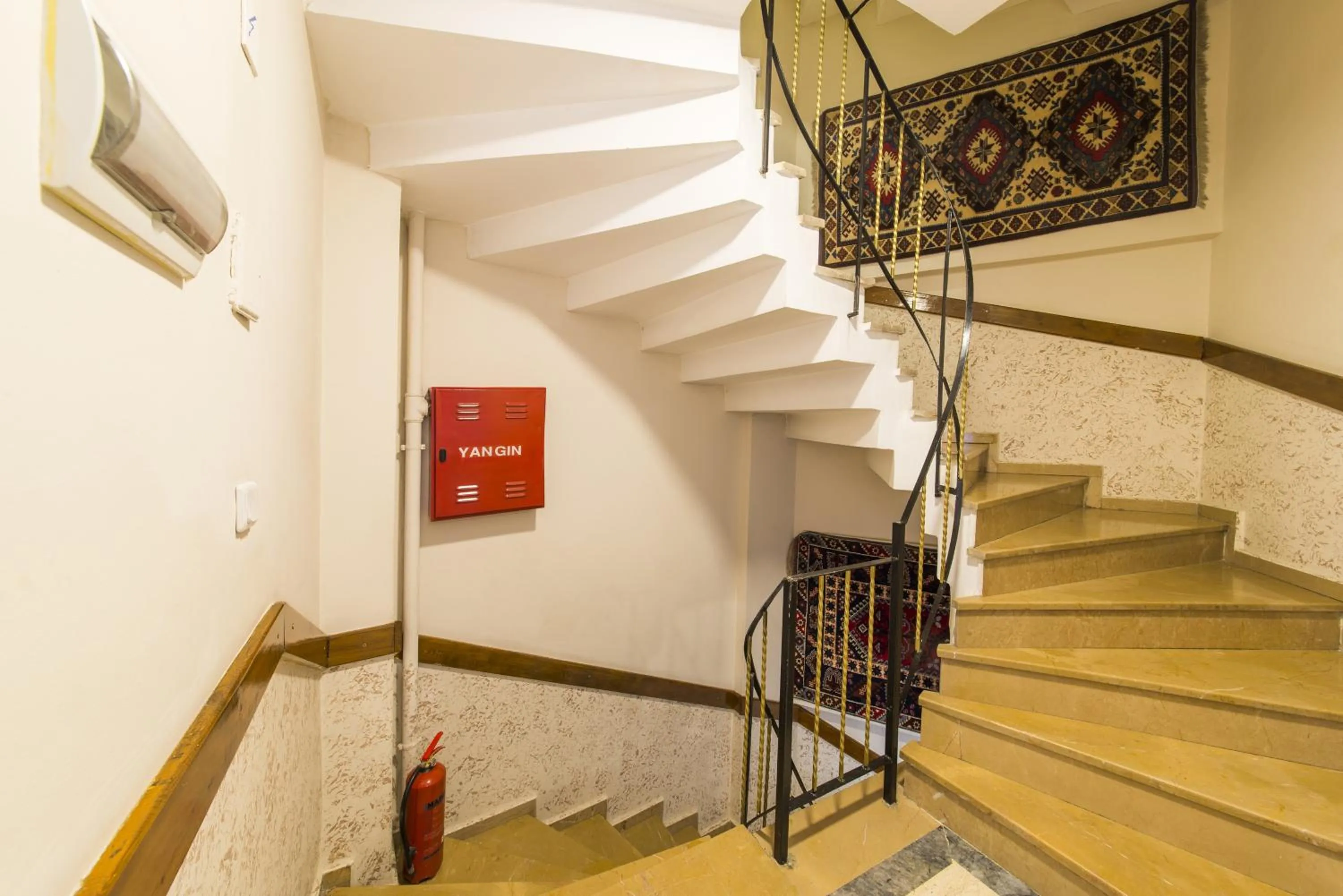 Other in Sultan's Inn