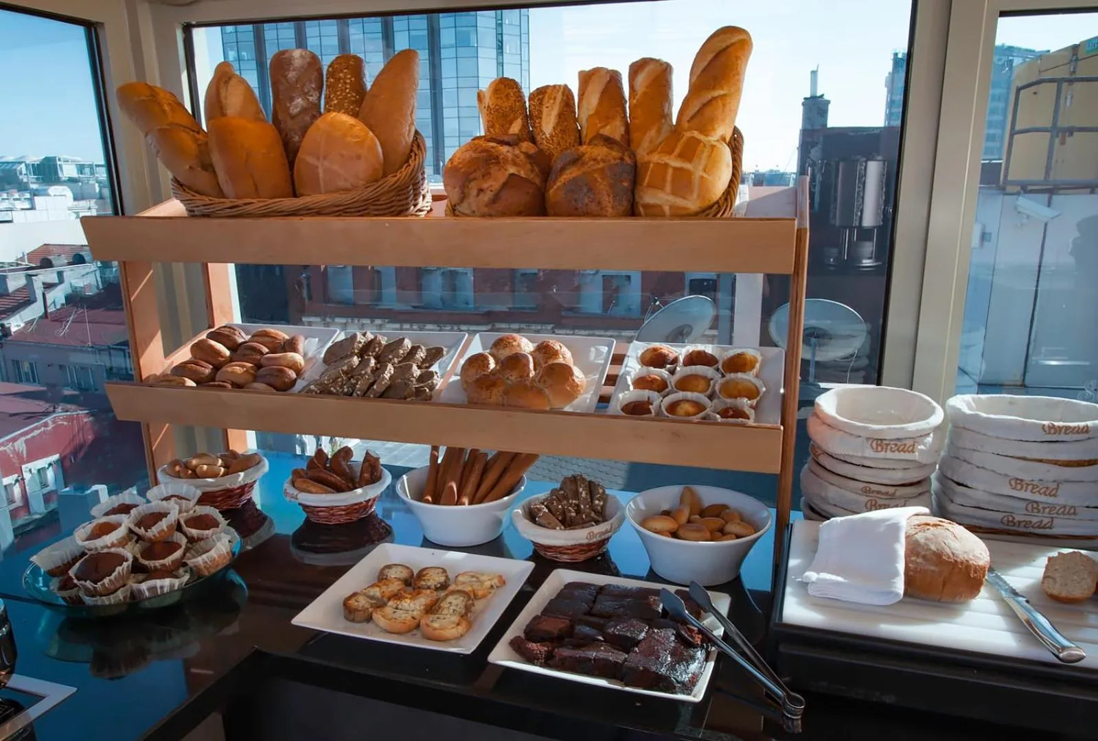 Breakfast in Hotel Troya