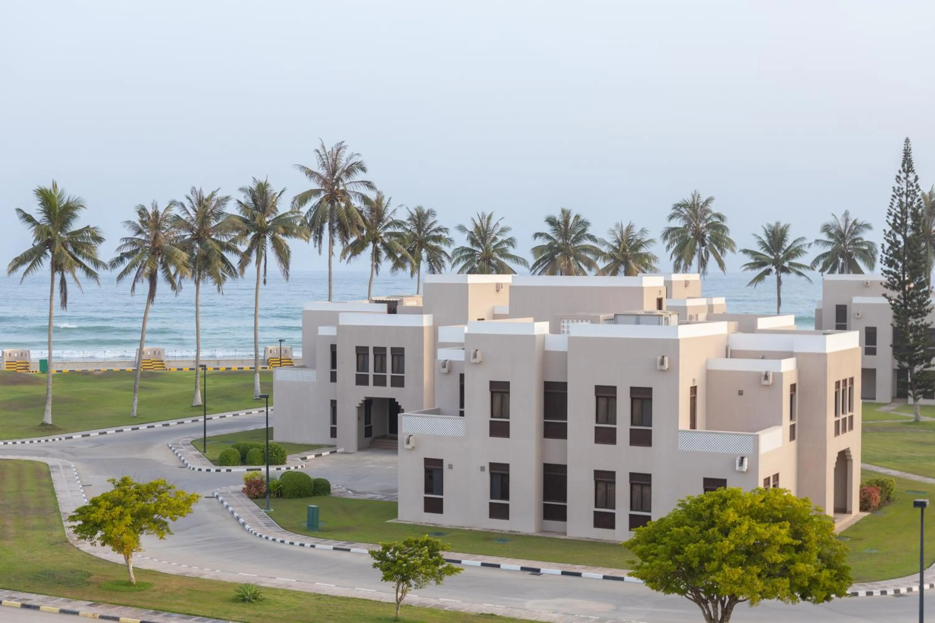 Al Shatti Villas
