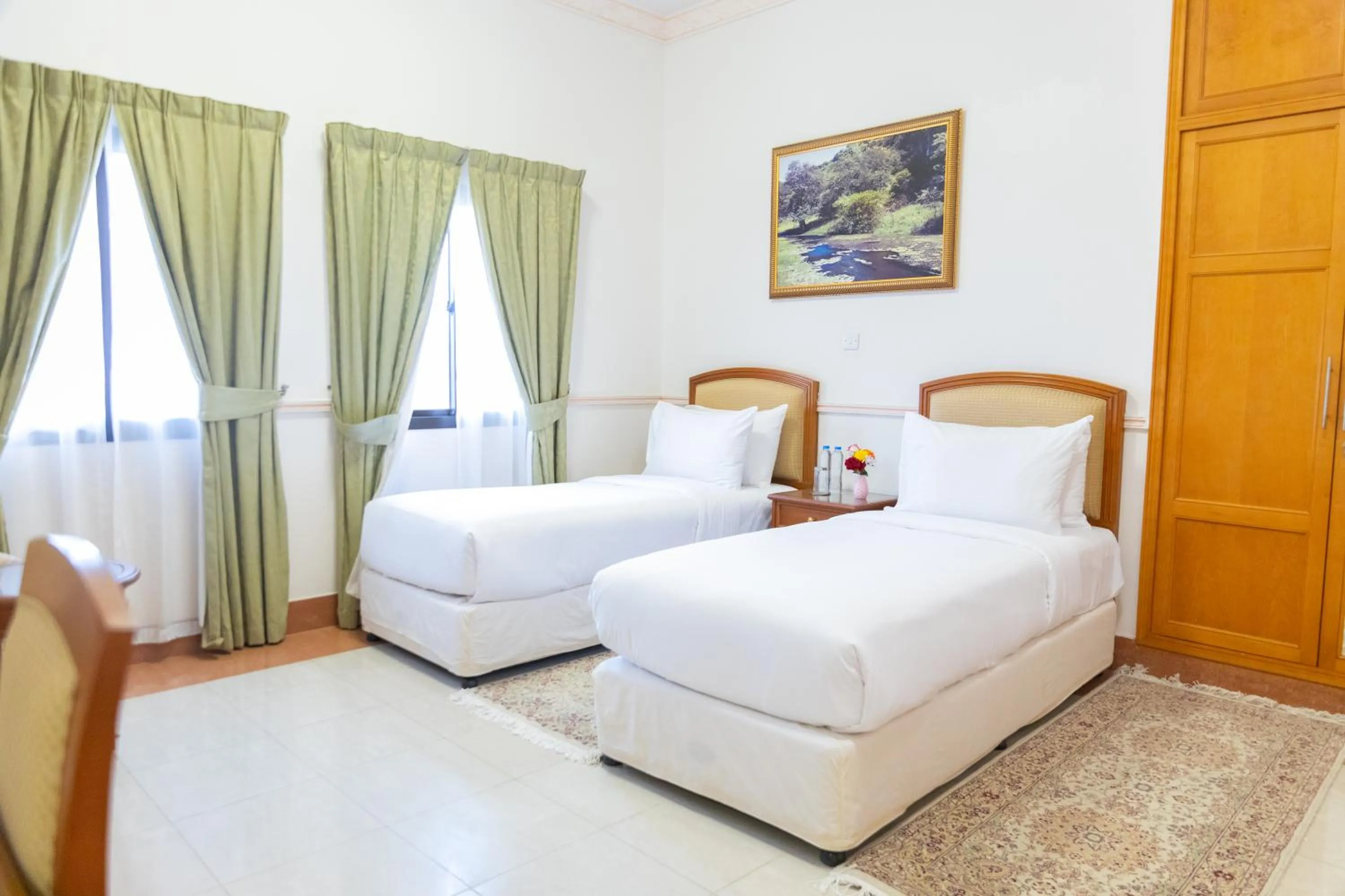 Bed in Al Shatti Villas