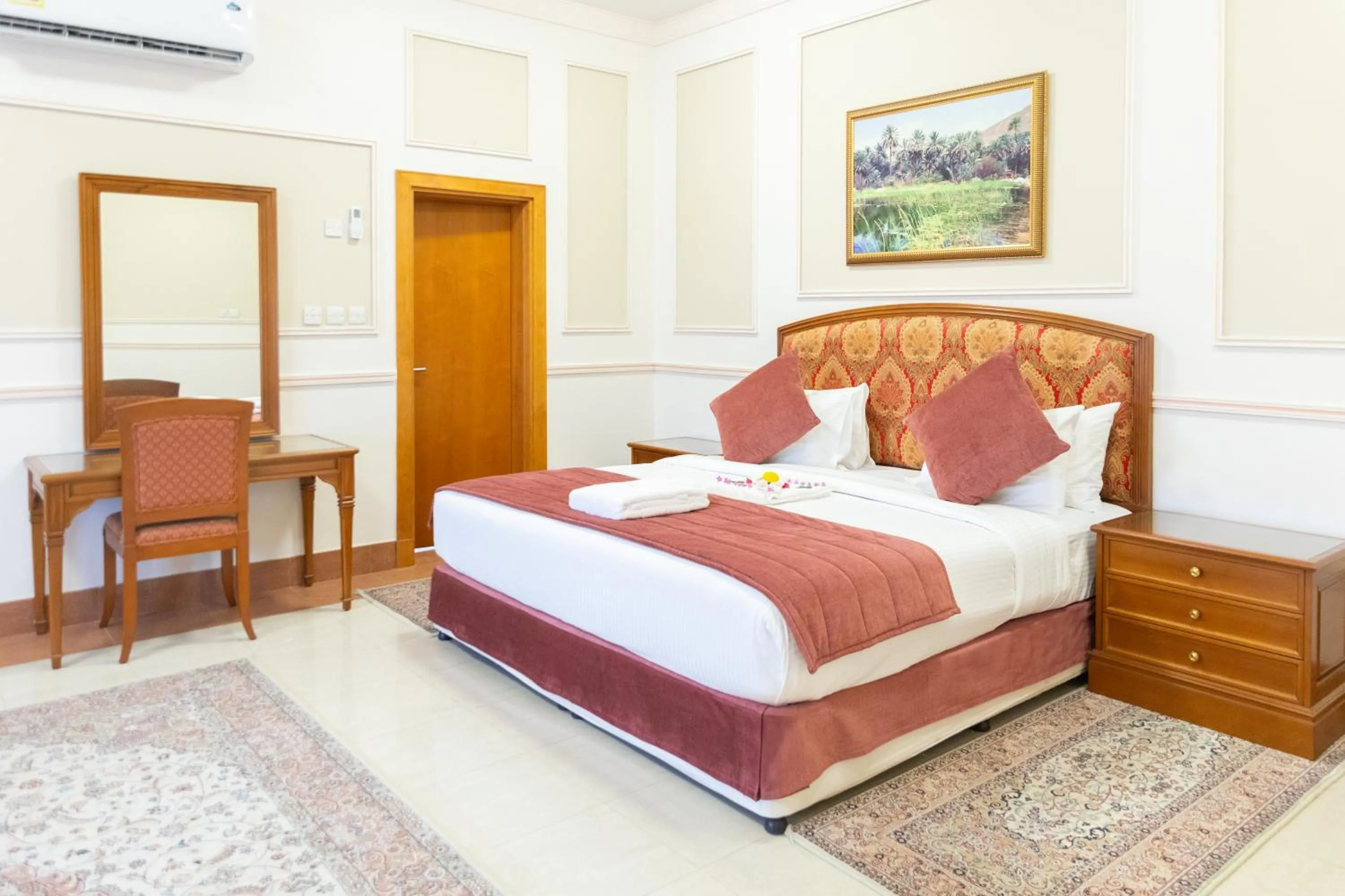 Bed in Al Shatti Villas