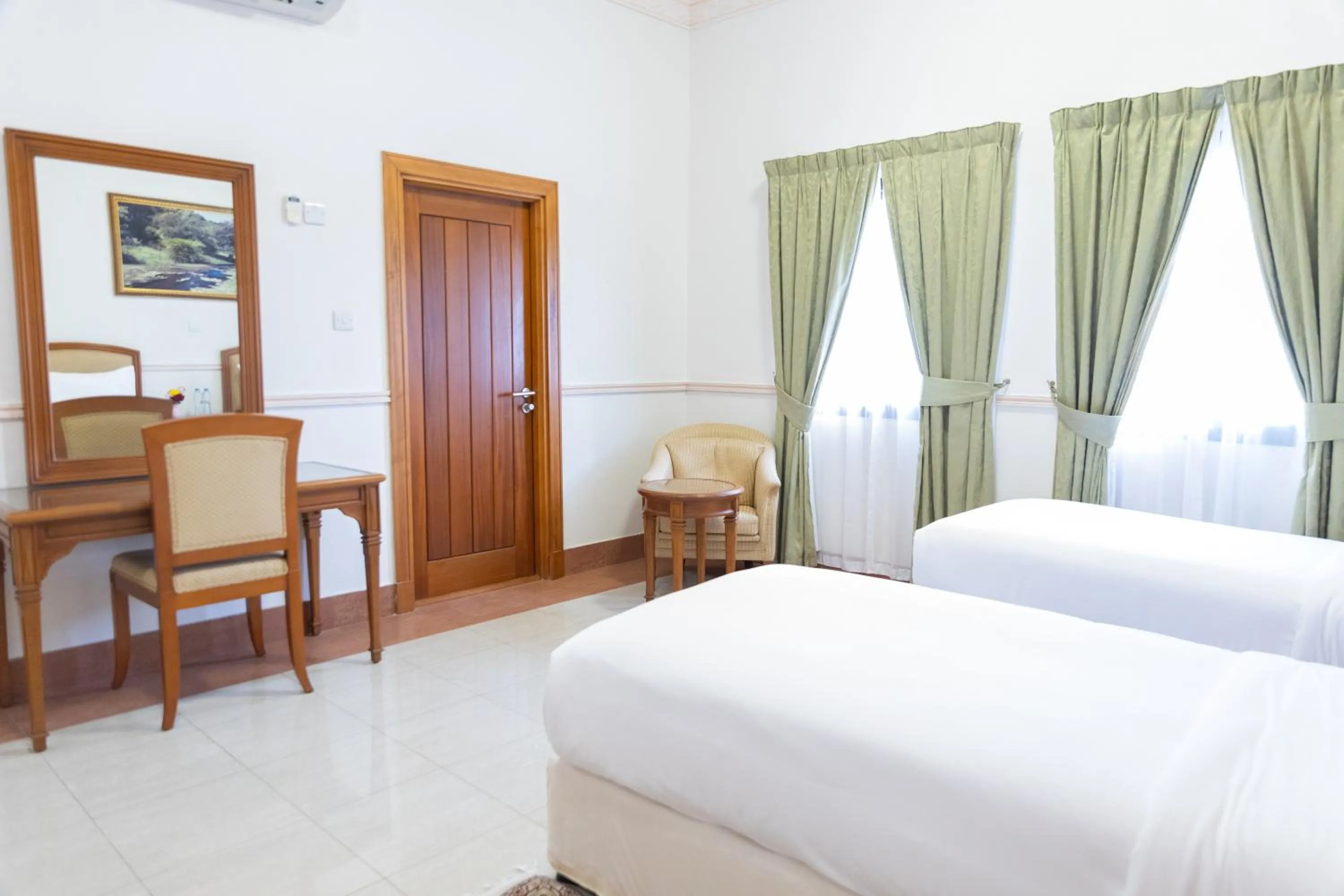 Bed in Al Shatti Villas