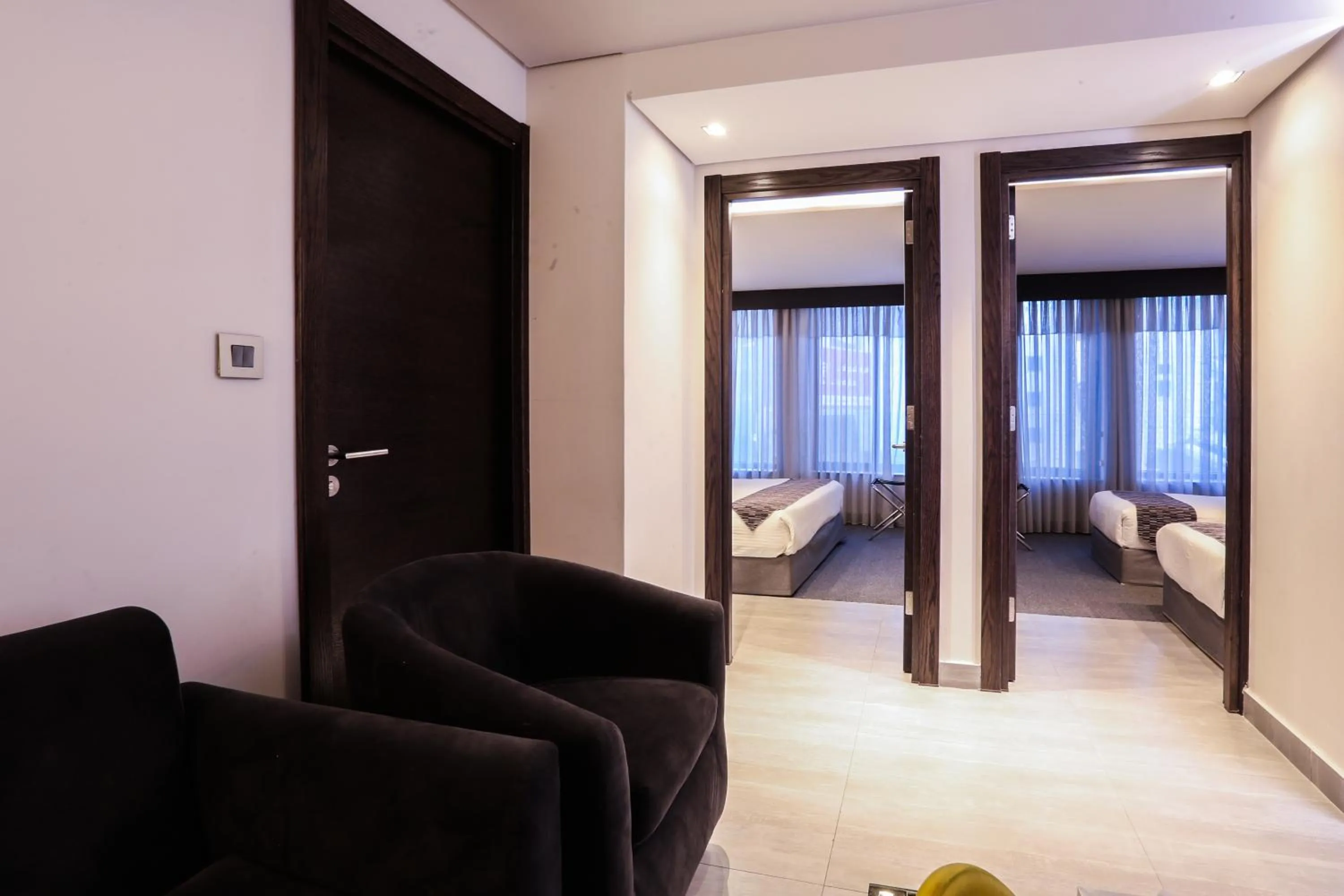 Bed in Khuttar Apartment