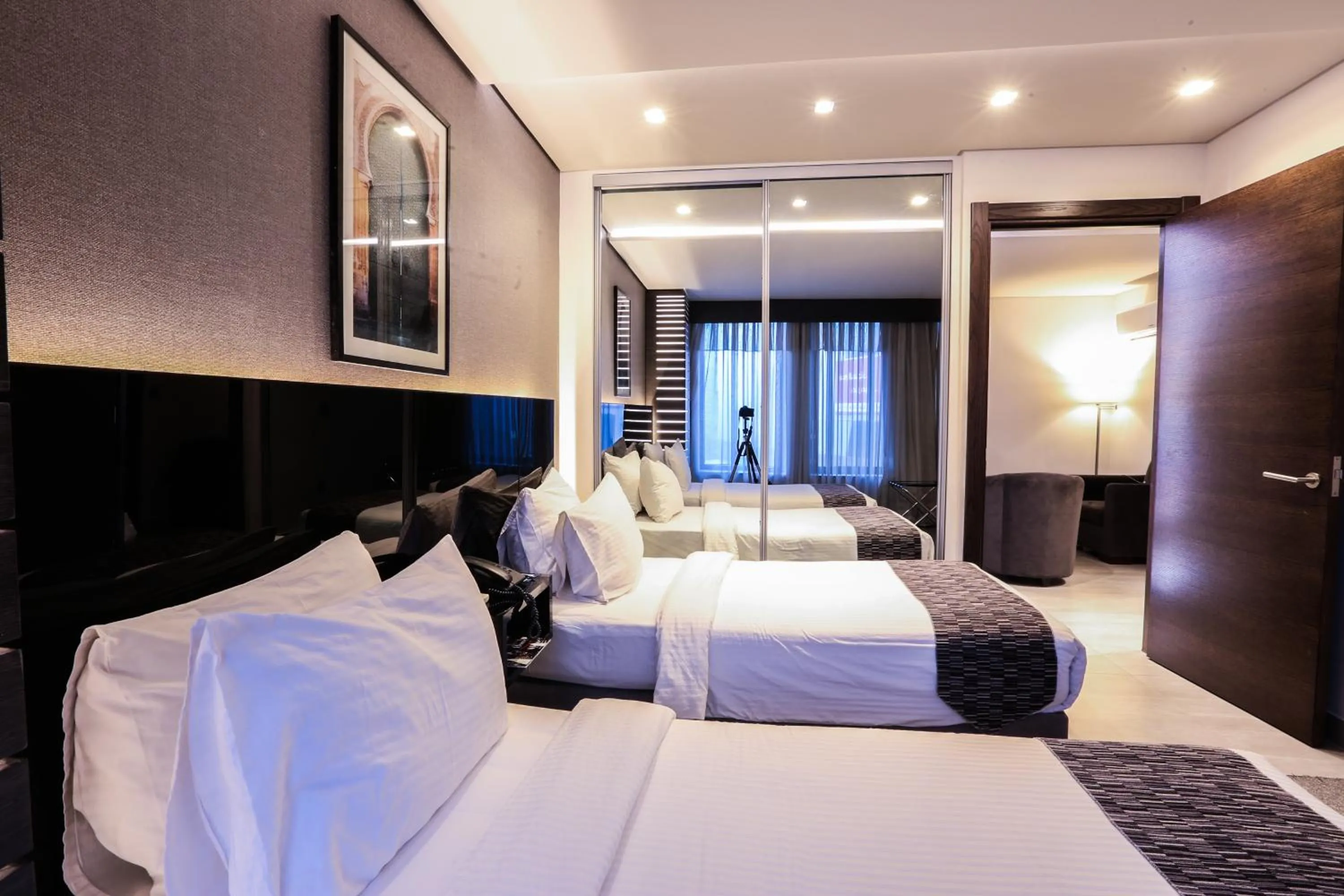 Bed in Khuttar Apartment