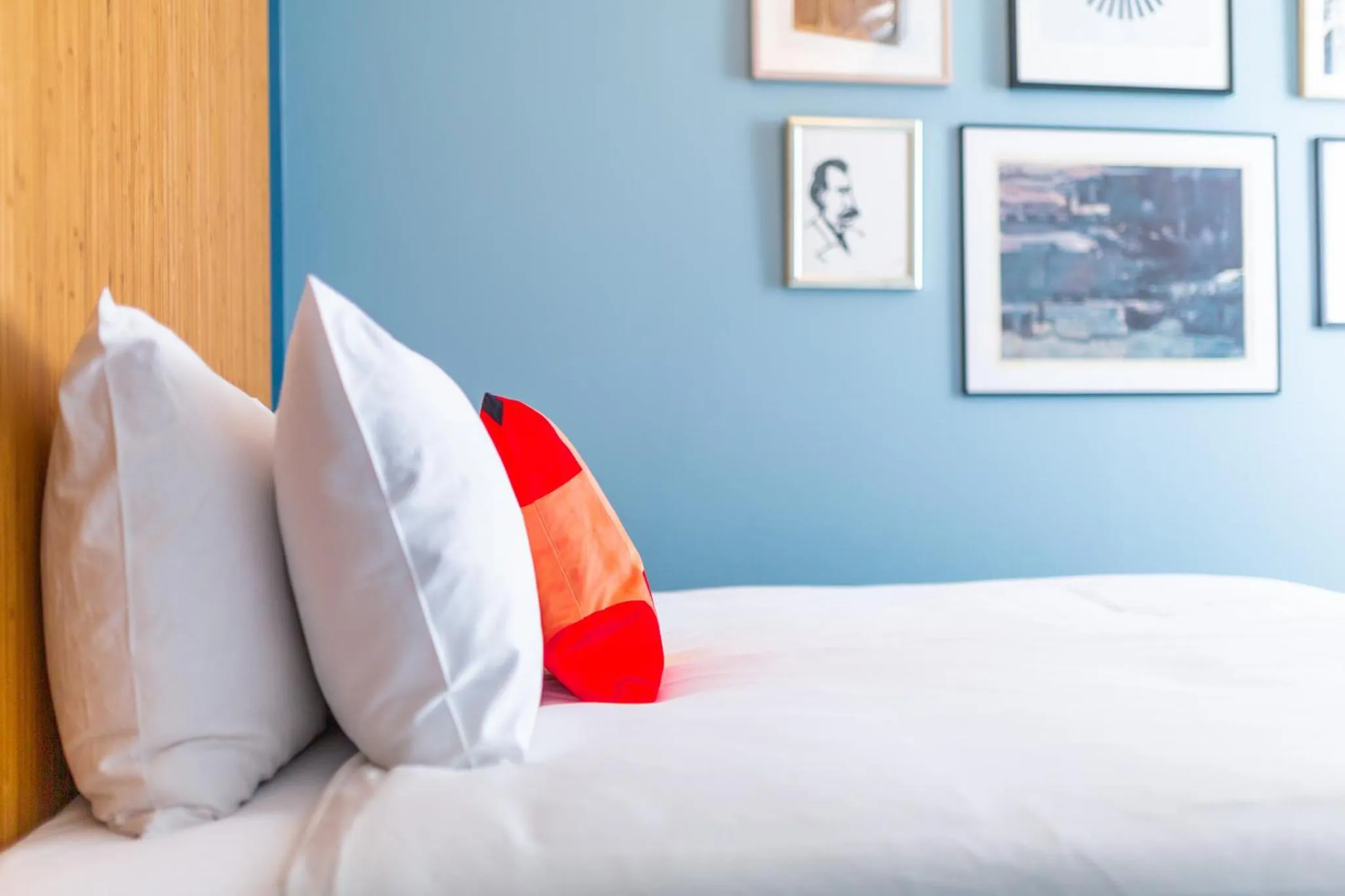 Bed in Vie Via - Your Hotel