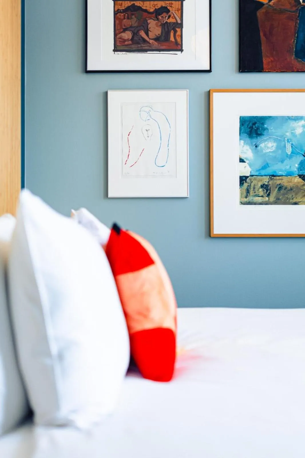 Bed in Vie Via - Your Hotel