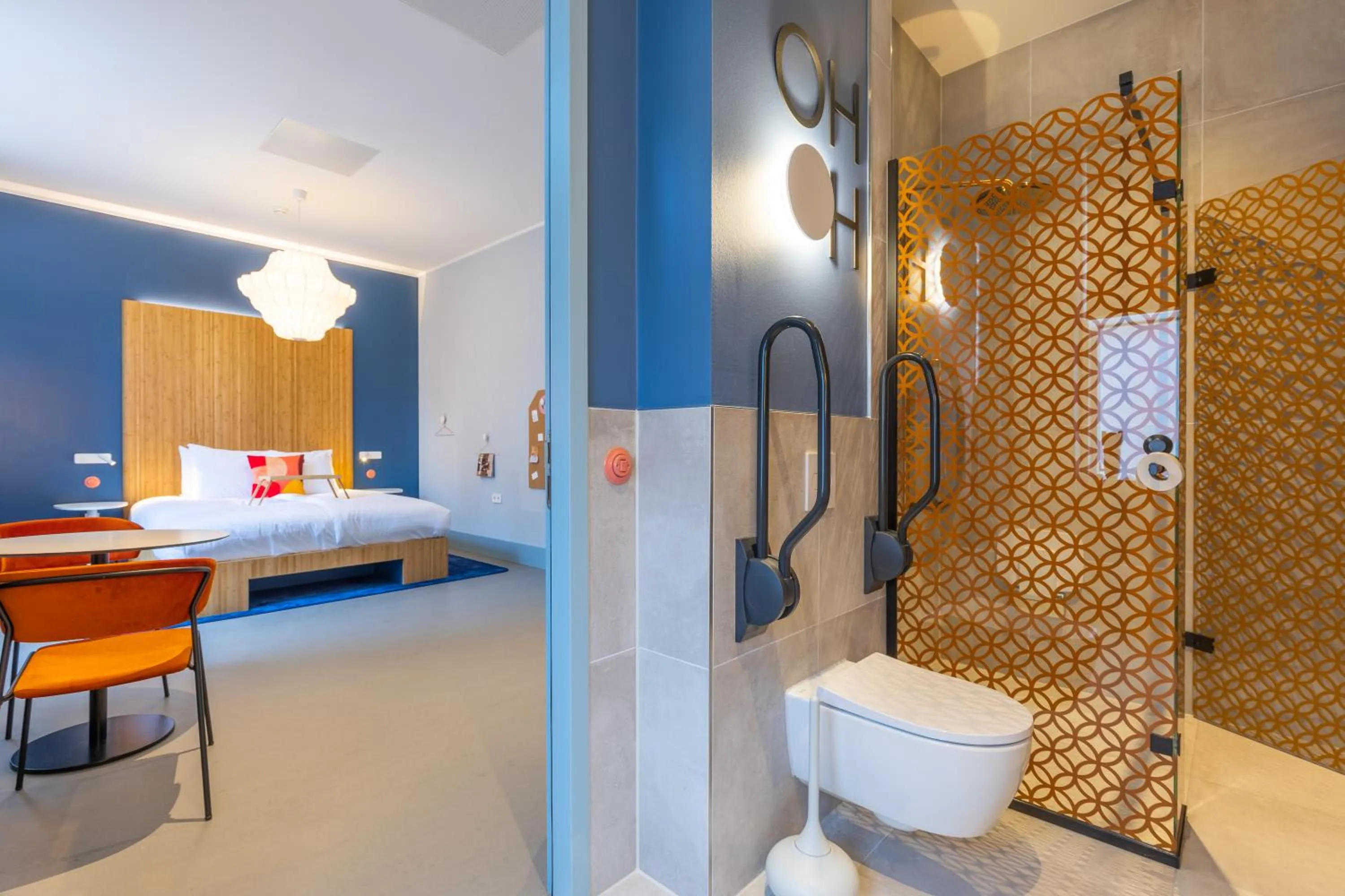 Bathroom in Vie Via - Your Hotel