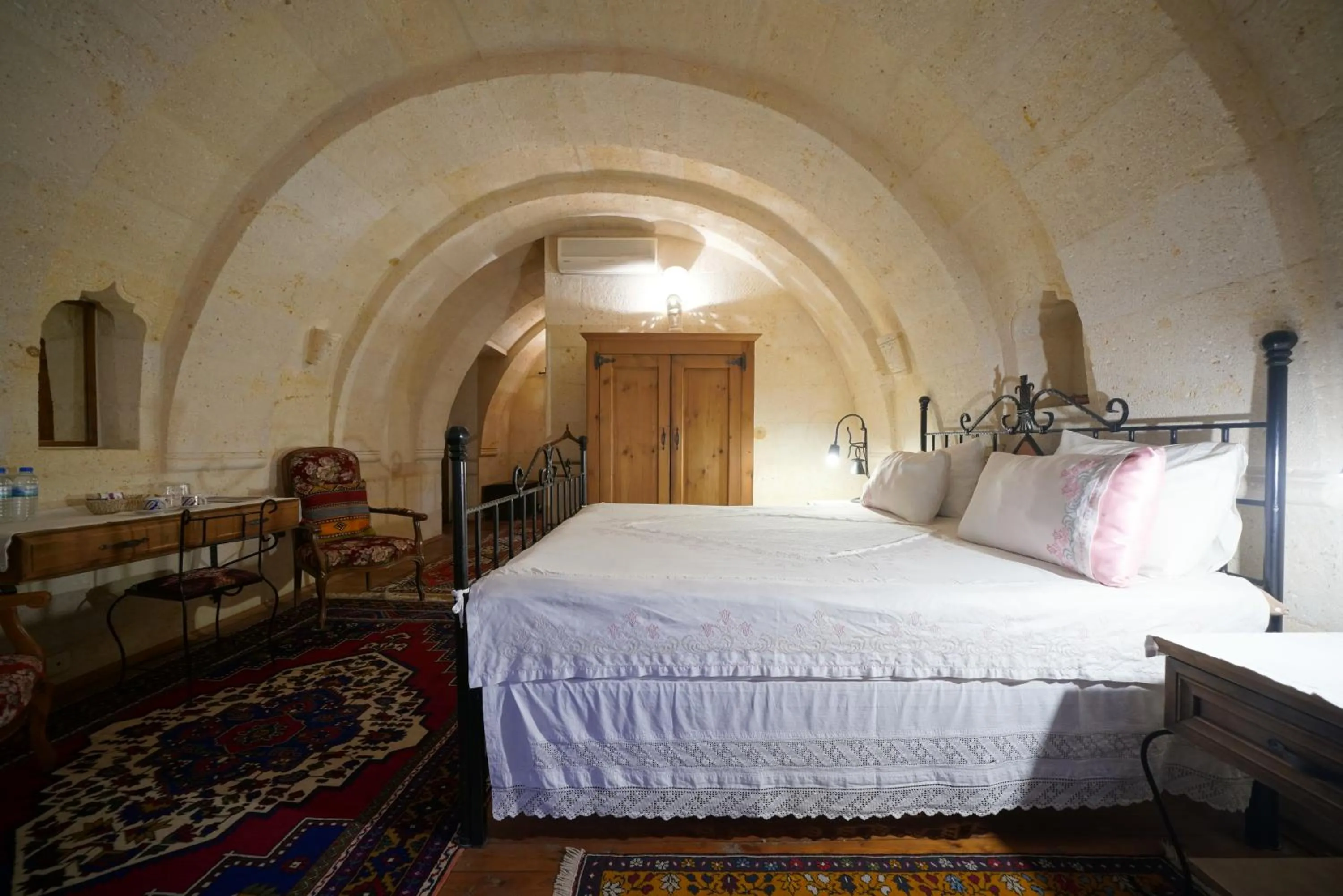 Bed in Selcuklu Evi Cave Hotel - Special Category