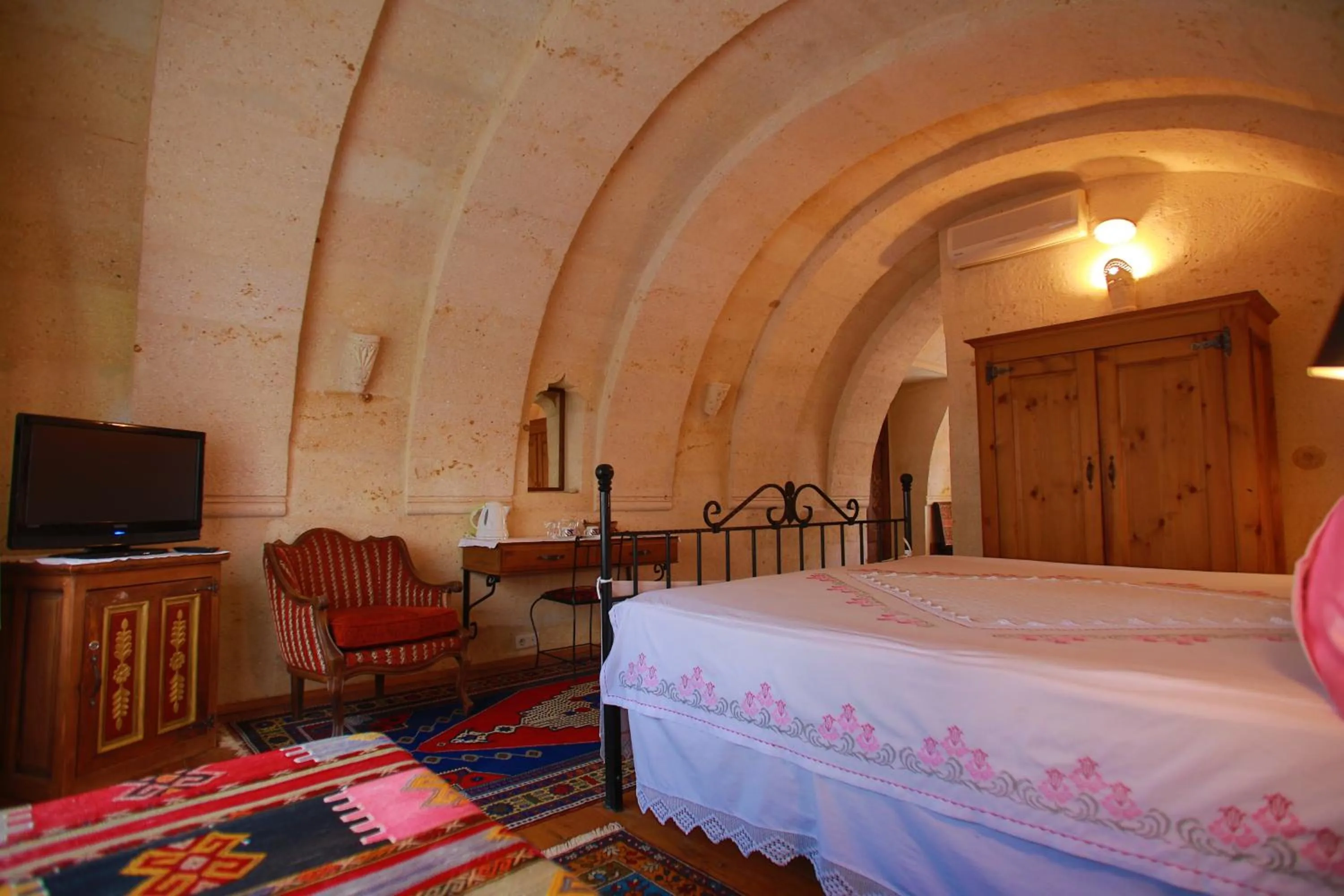 Bed in Selcuklu Evi Cave Hotel - Special Category