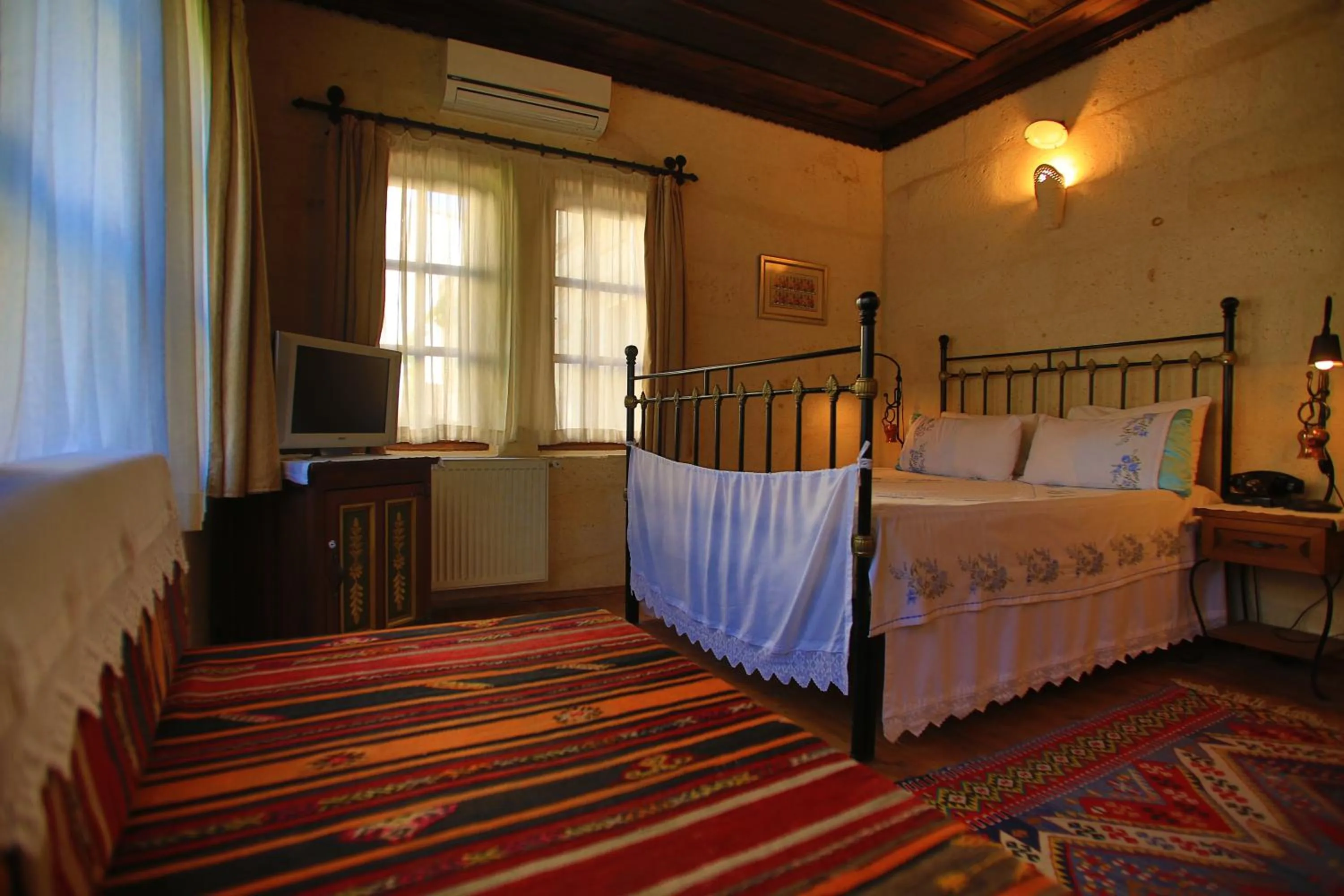 Bed in Selcuklu Evi Cave Hotel - Special Category