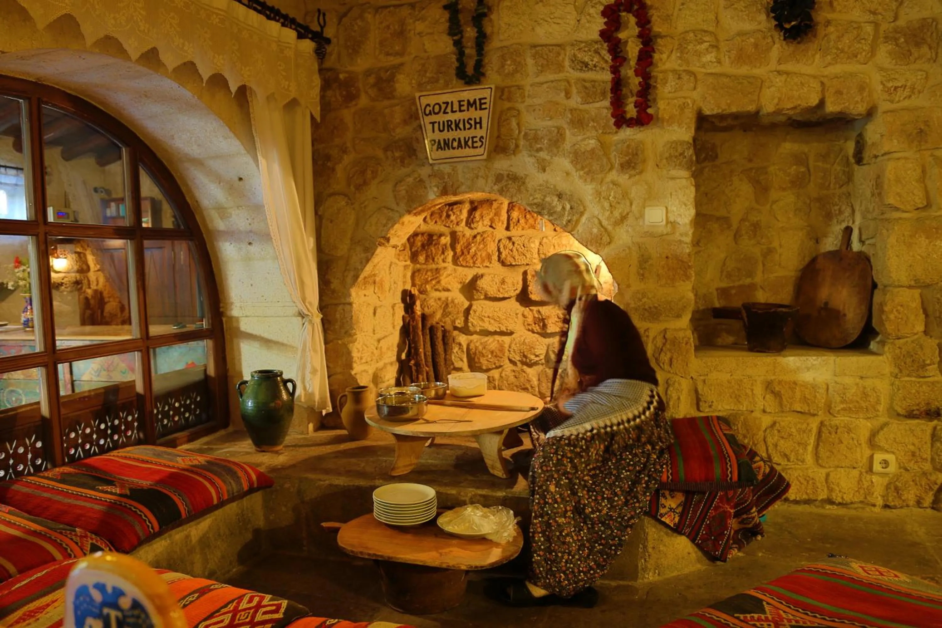 Lounge or bar in Selcuklu Evi Cave Hotel - Special Category