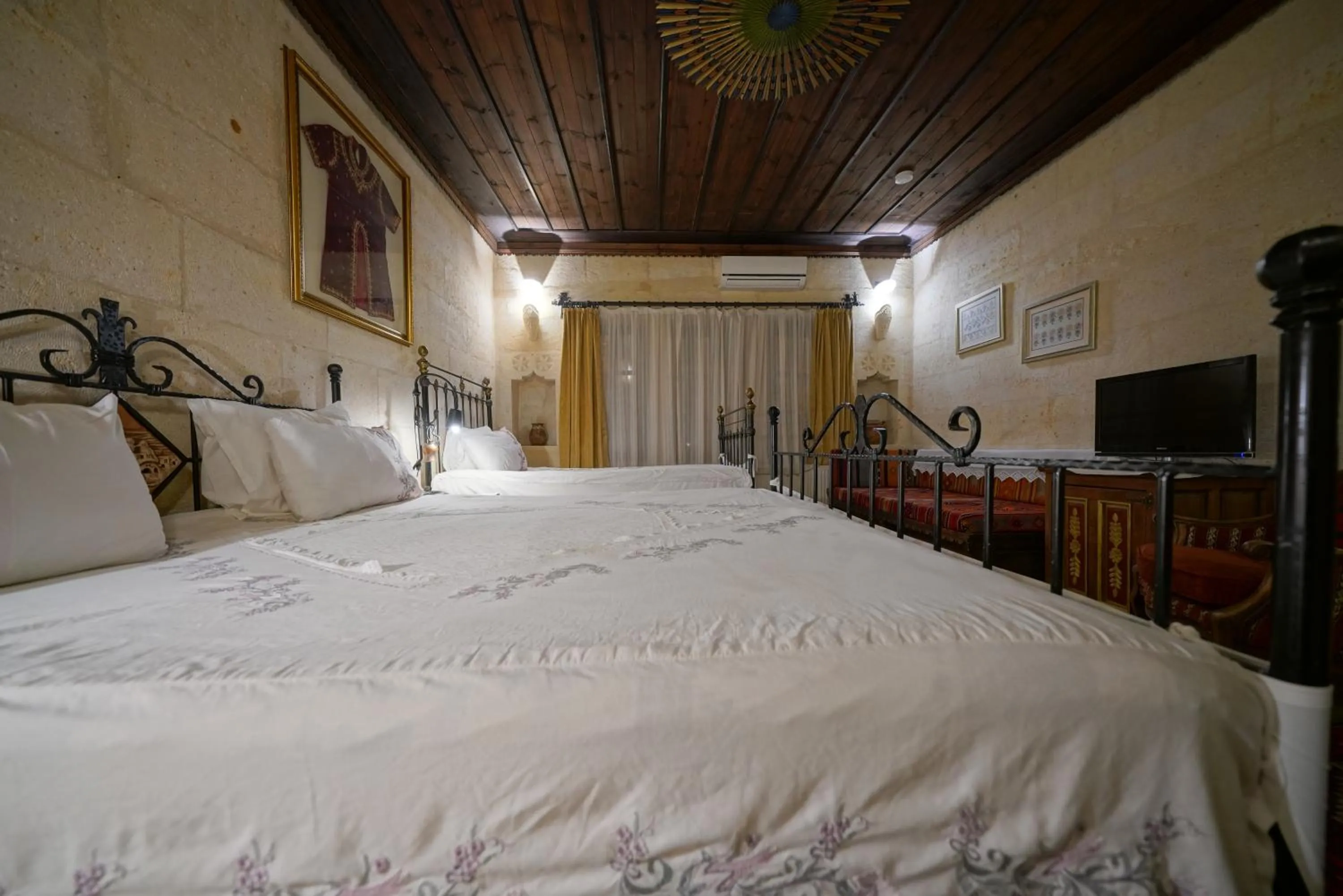 Bed in Selcuklu Evi Cave Hotel - Special Category