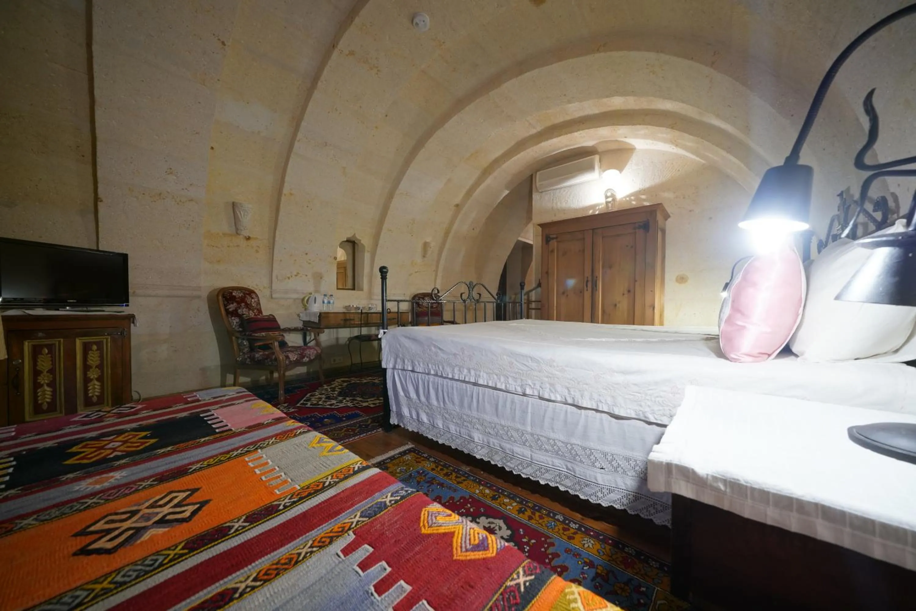Bed in Selcuklu Evi Cave Hotel - Special Category