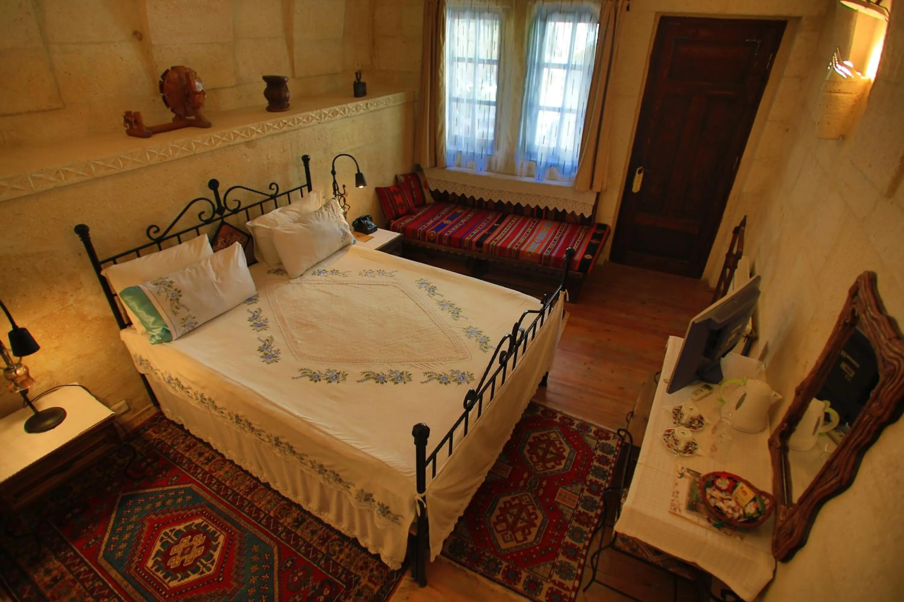 Bedroom, Bed in Selcuklu Evi Cave Hotel - Special Category