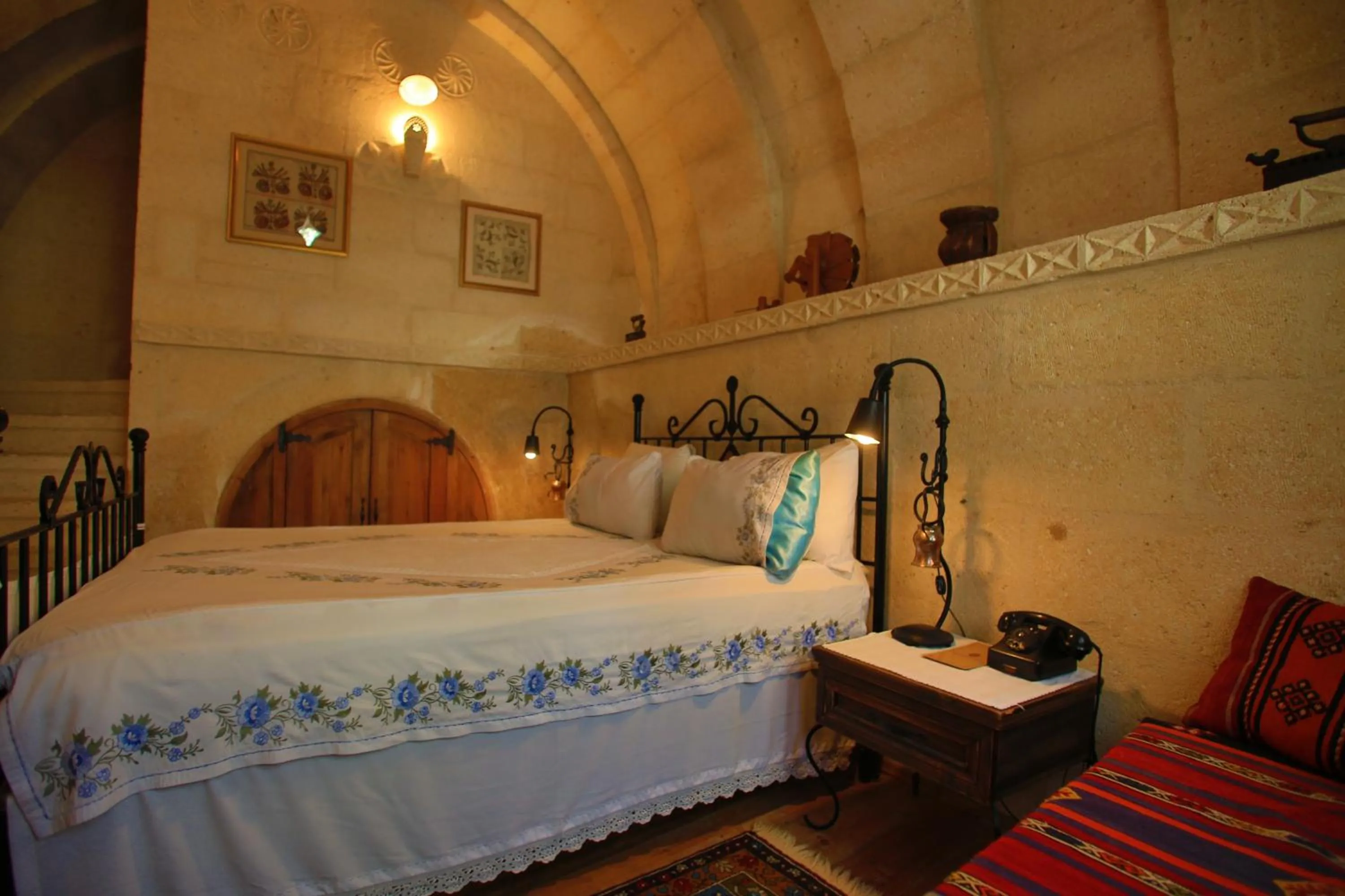 Bed in Selcuklu Evi Cave Hotel - Special Category