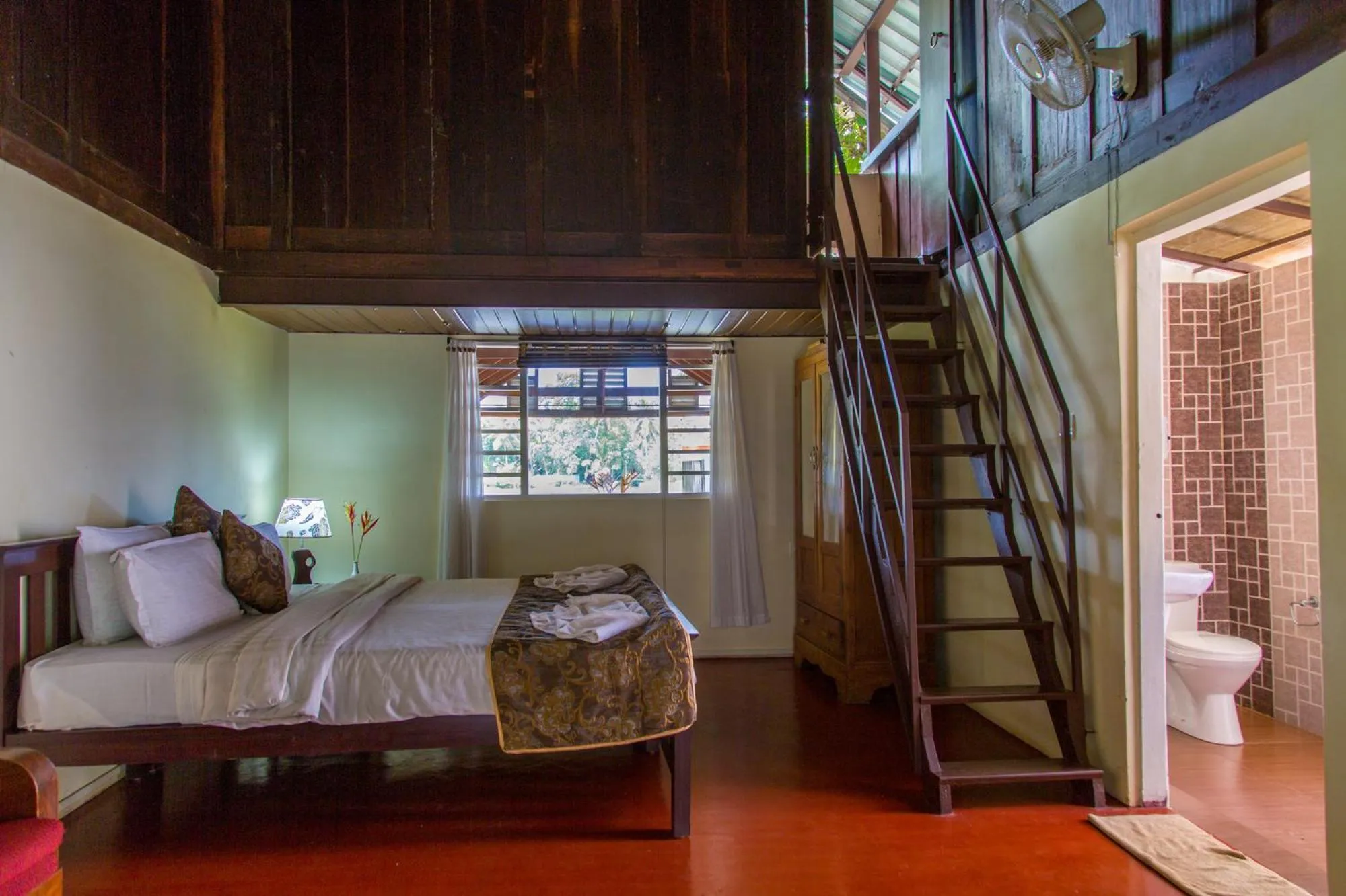 Bed in Kurialacherry House Alleppey