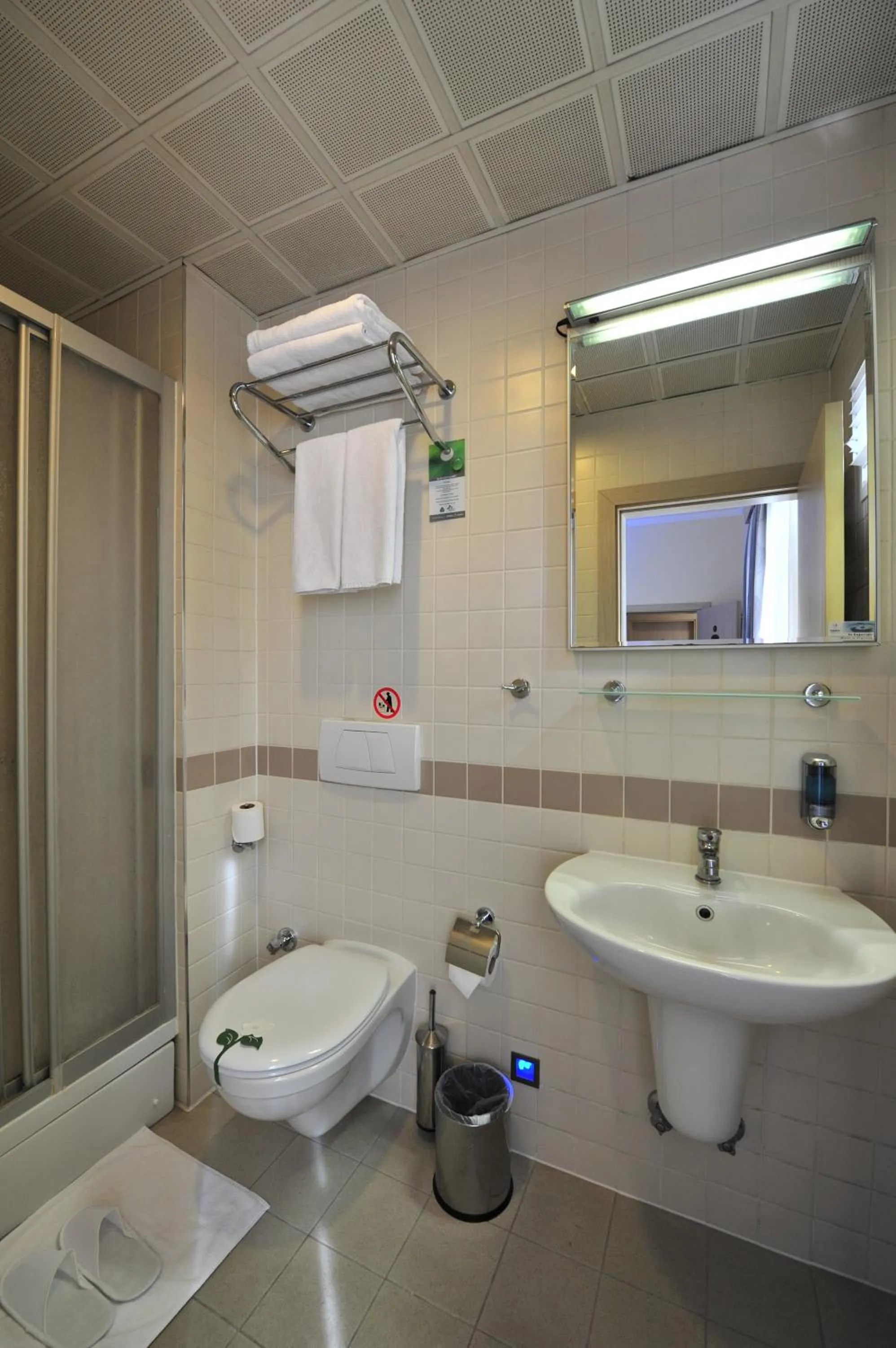 Bathroom in Hotel Olimpiyat