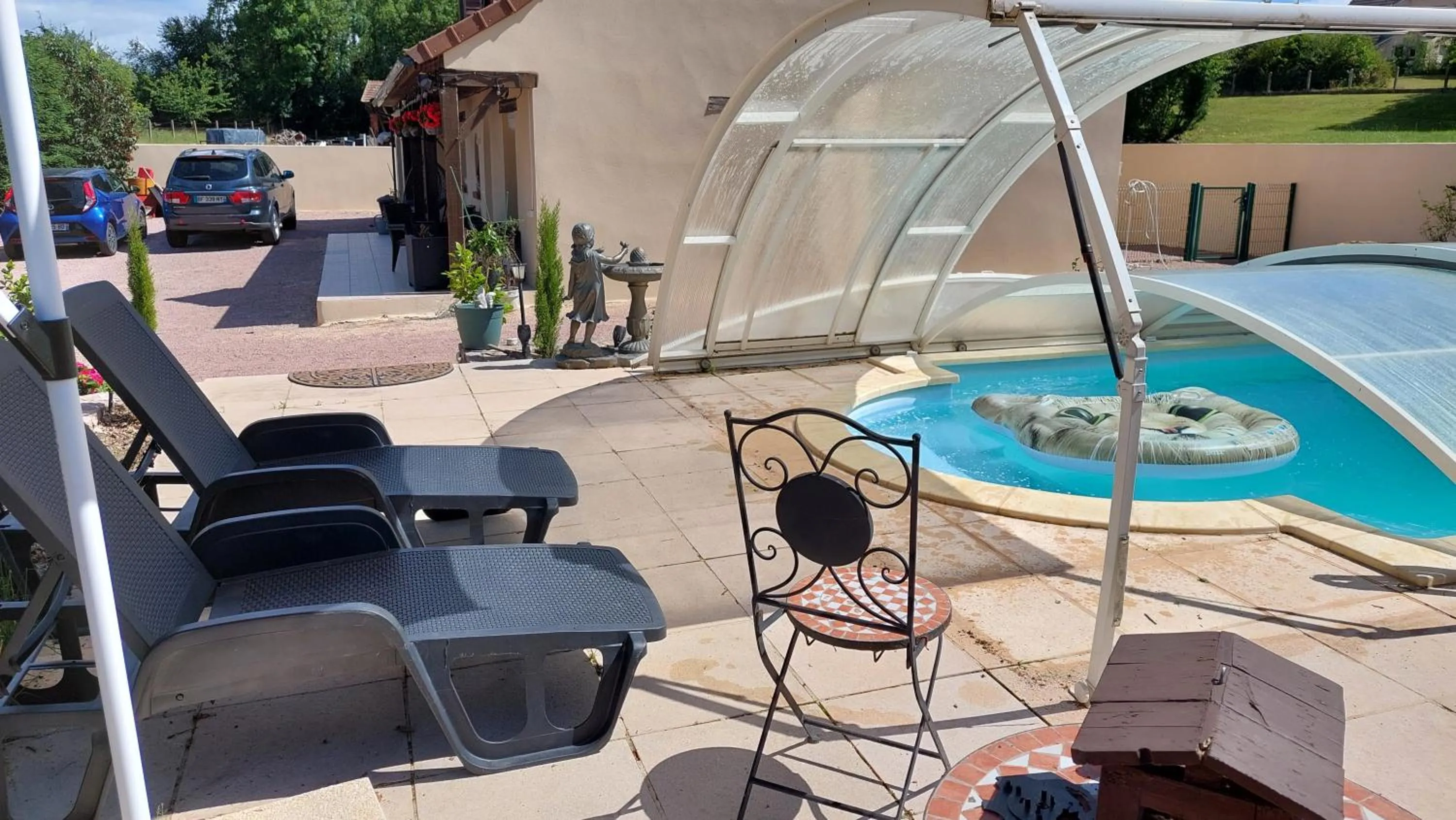 Swimming pool in Colette Alain Maxime