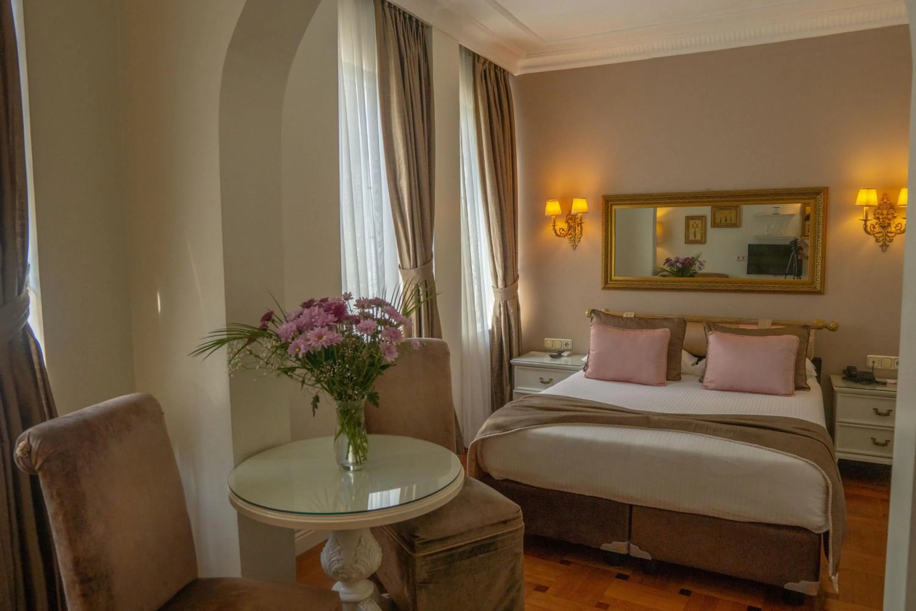 Bed in Avicenna Hotel Sultanahmet