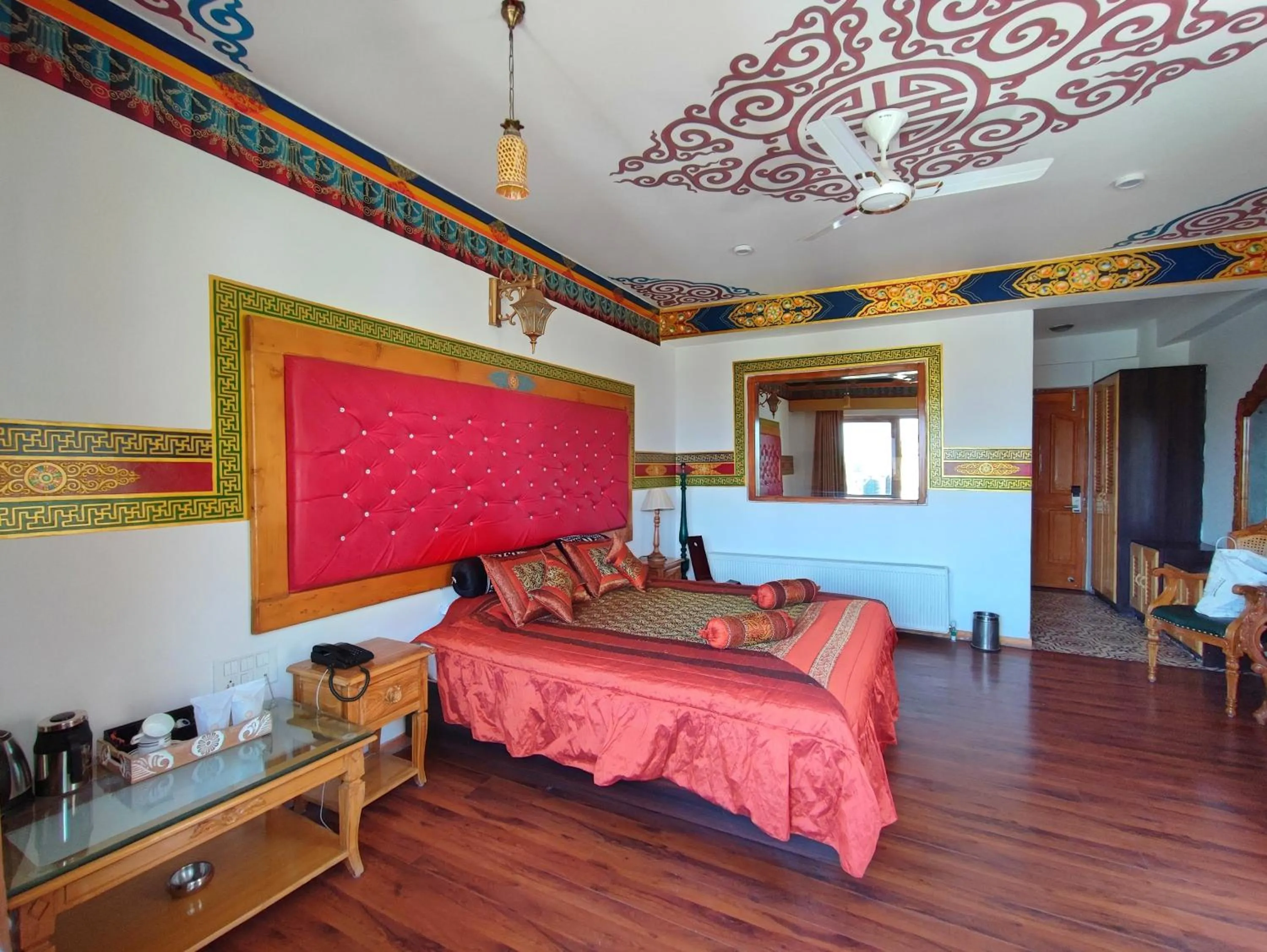 Bed in Hotel Grand Himalaya