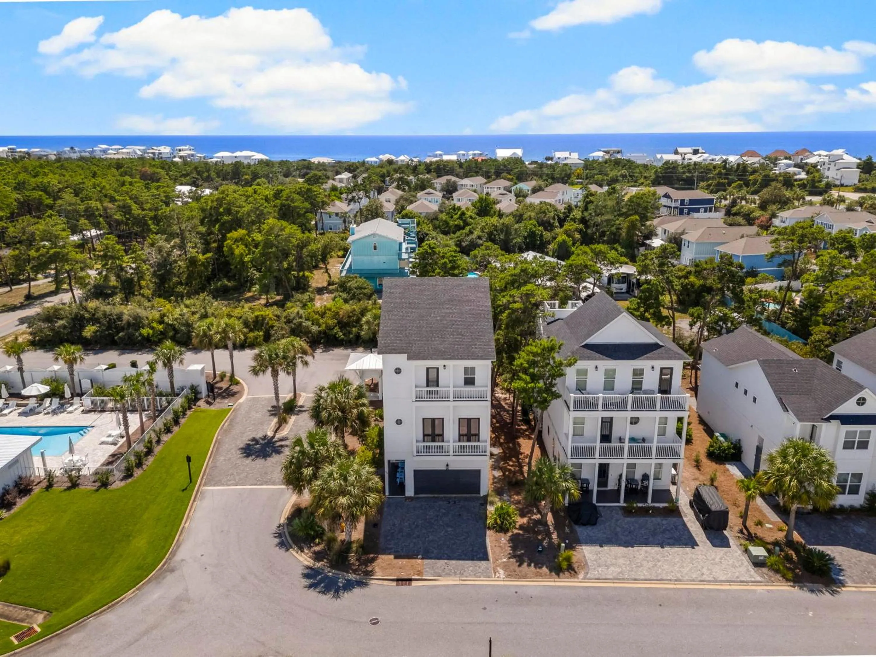 Property building in 30A Pet Friendly Beach House - 33 Sunset by Panhandle Getaways