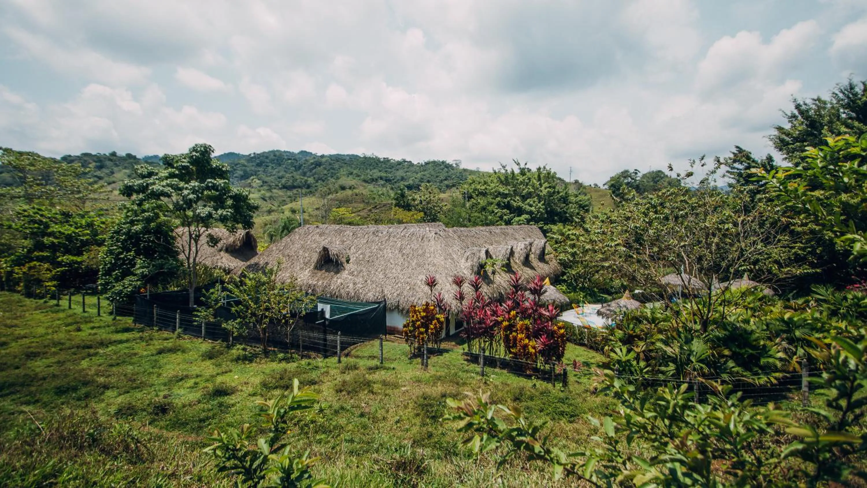 Natural landscape in Makenke Hostel By Los Colores Ecoparque