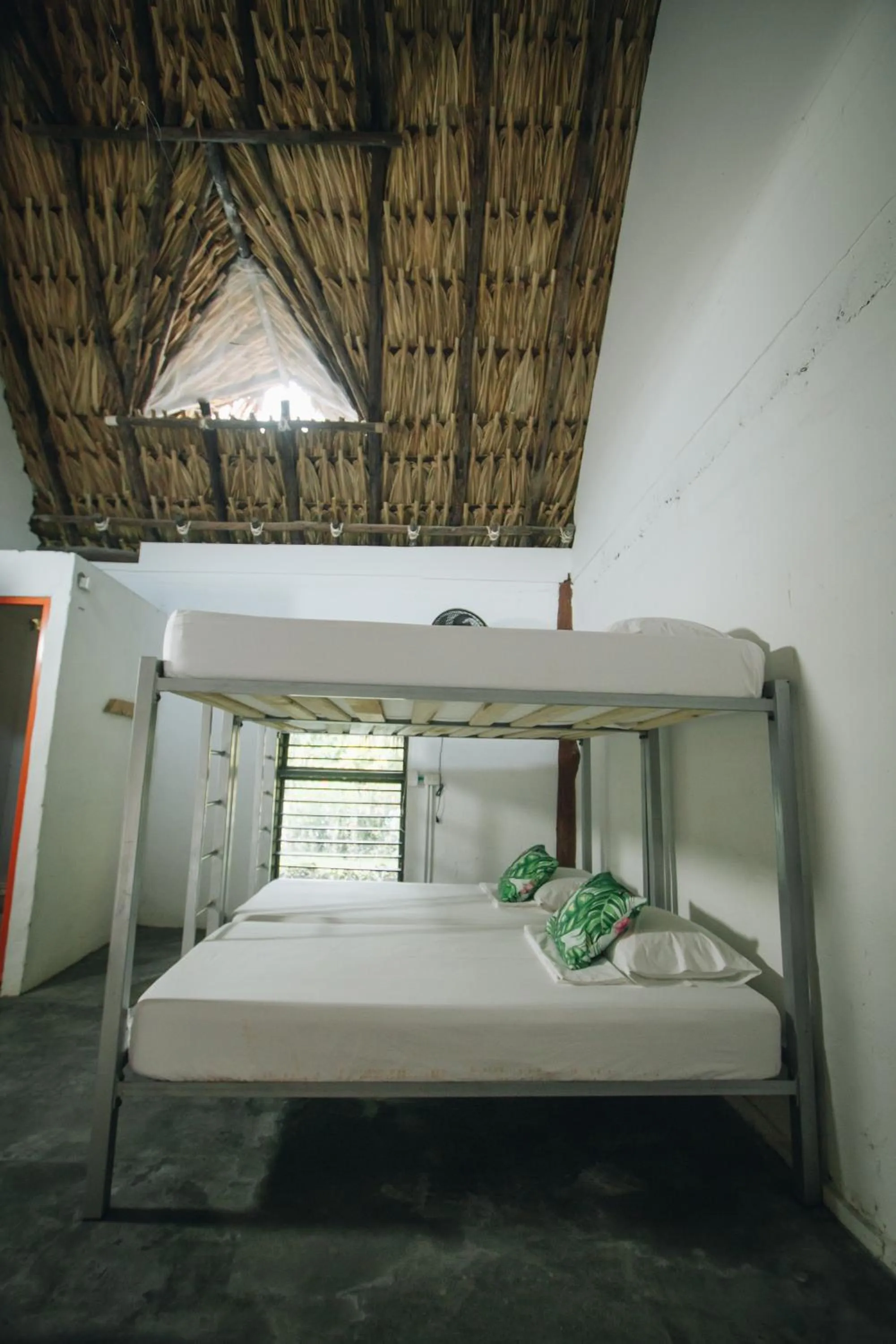 bunk bed, Bed in Makenke Hostel By Los Colores Ecoparque