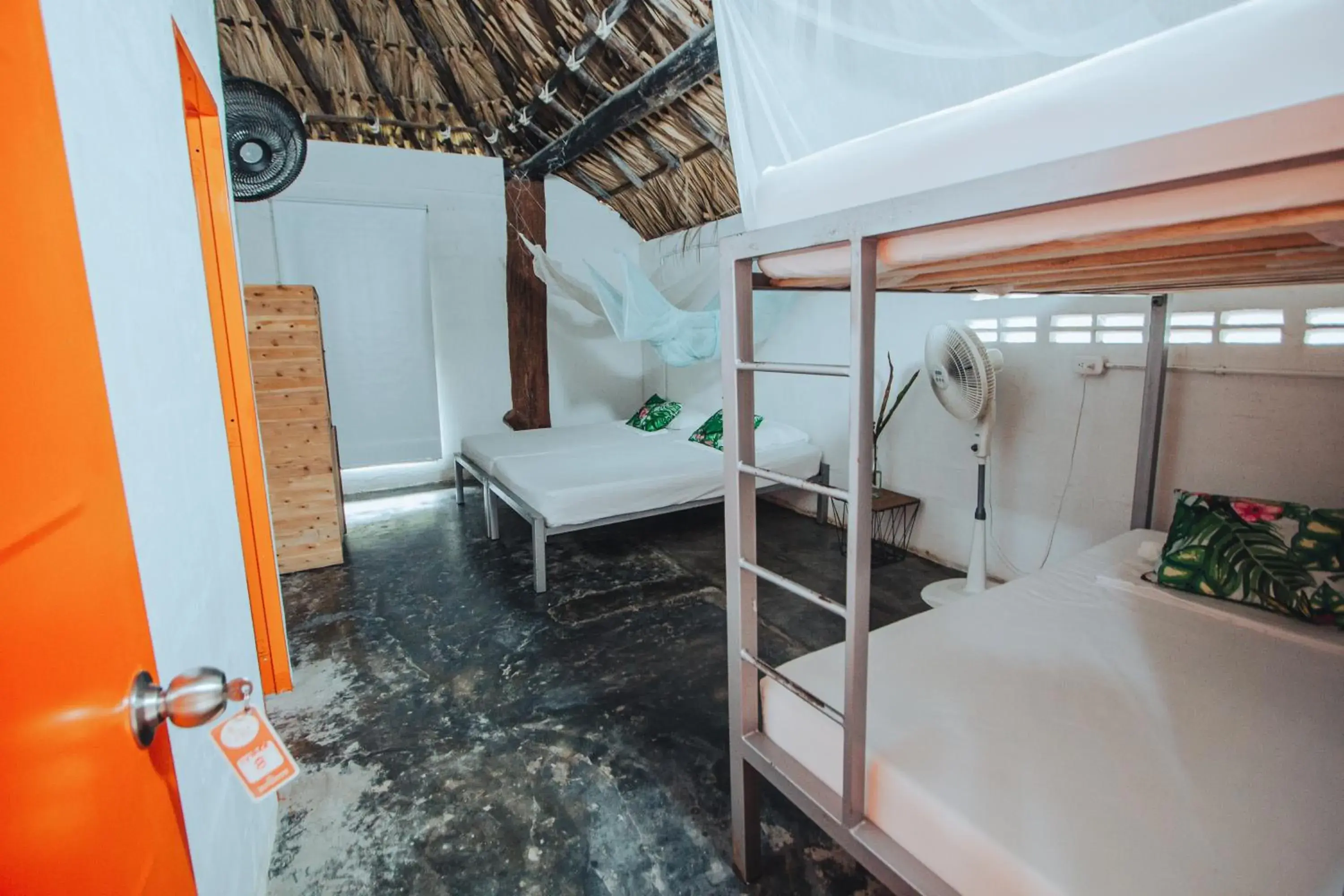 Budget Double Room in Makenke Hostel By Los Colores Ecoparque Budget Double Room in Makenke Hostel By Los Colores Ecoparque
