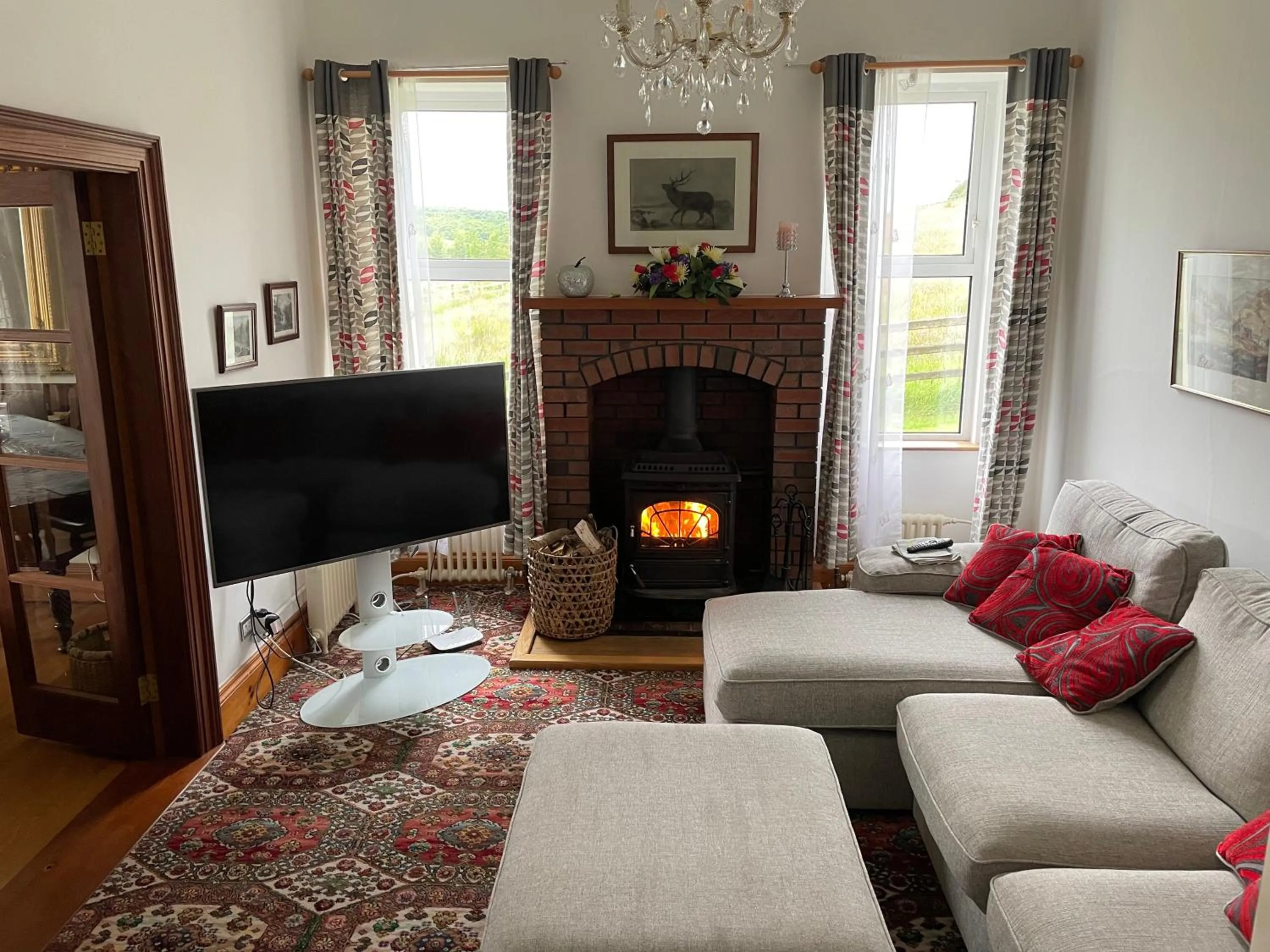 Communal lounge/ TV room in Brackfield House