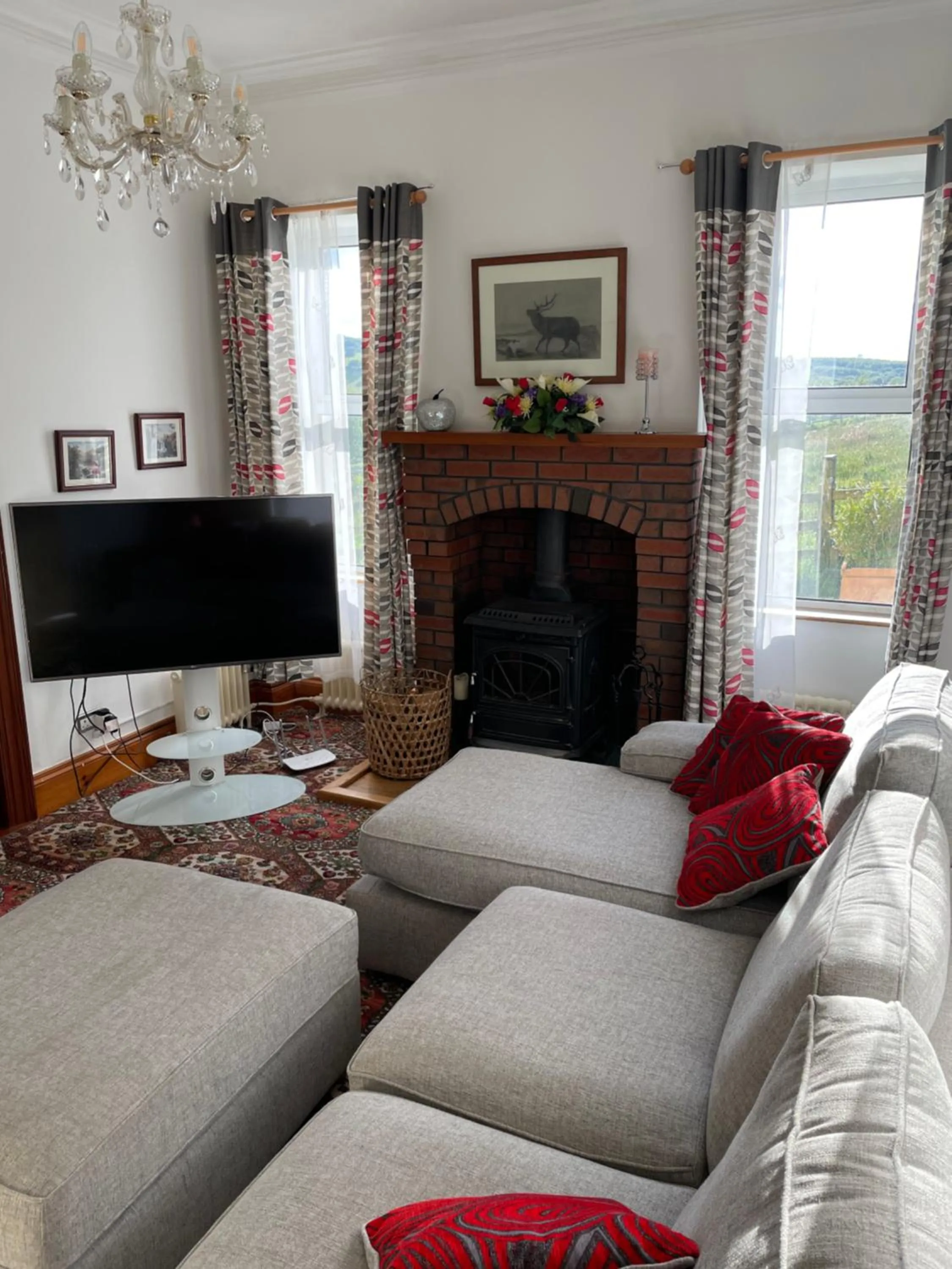 Communal lounge/ TV room in Brackfield House
