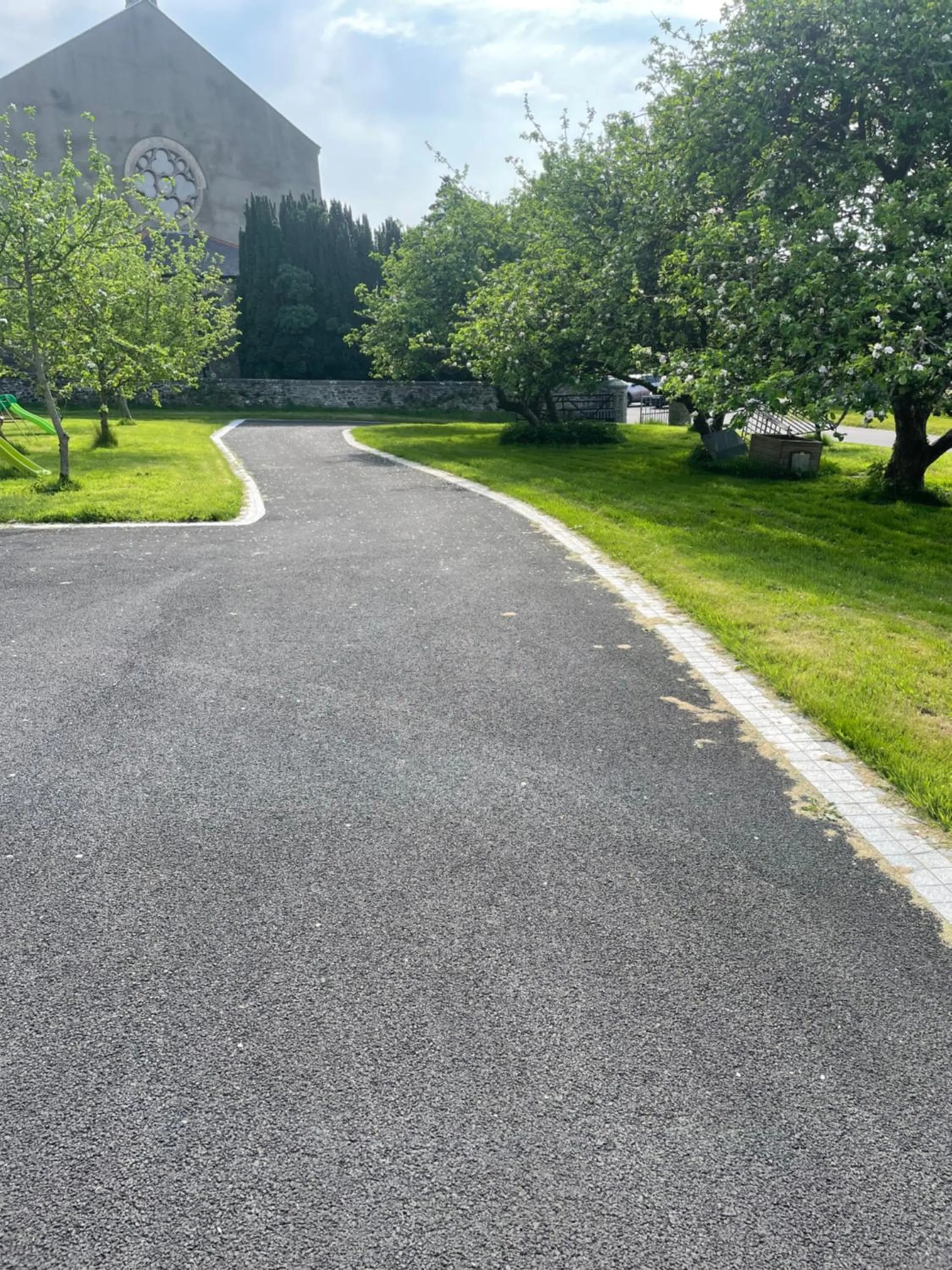 Facade/entrance in Brackfield House