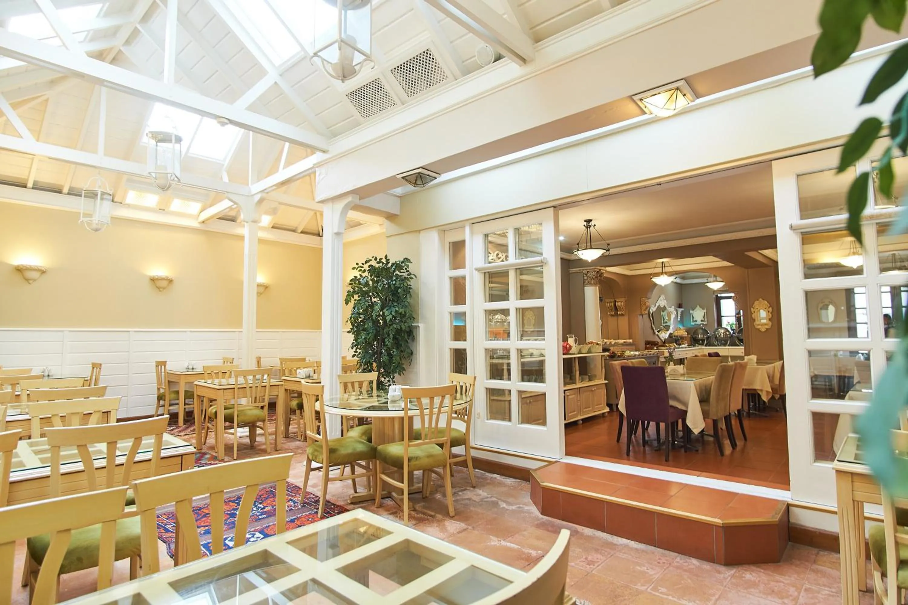 Buffet breakfast in Celal Sultan Hotel Special Class