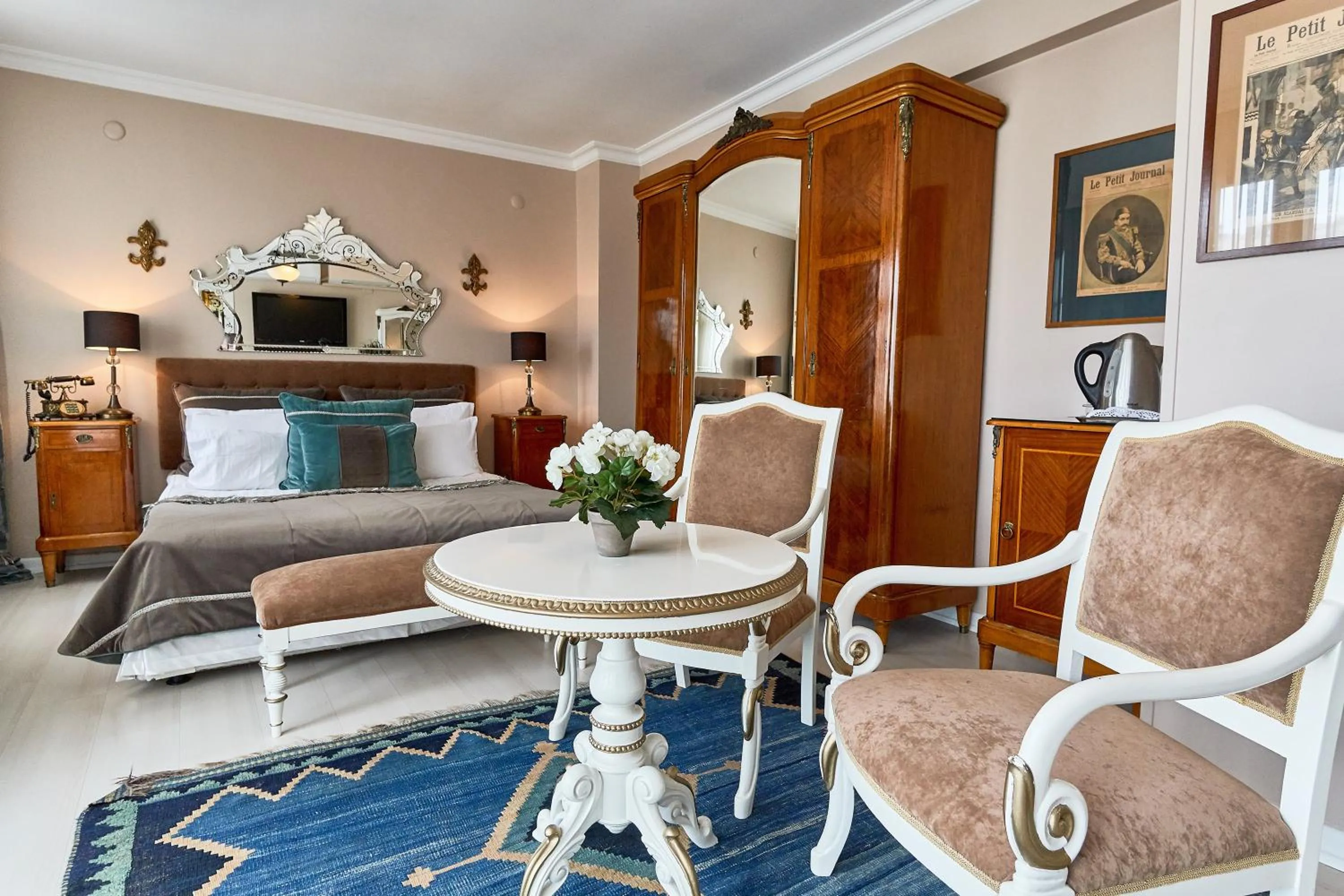 Bed in Celal Sultan Hotel Special Class