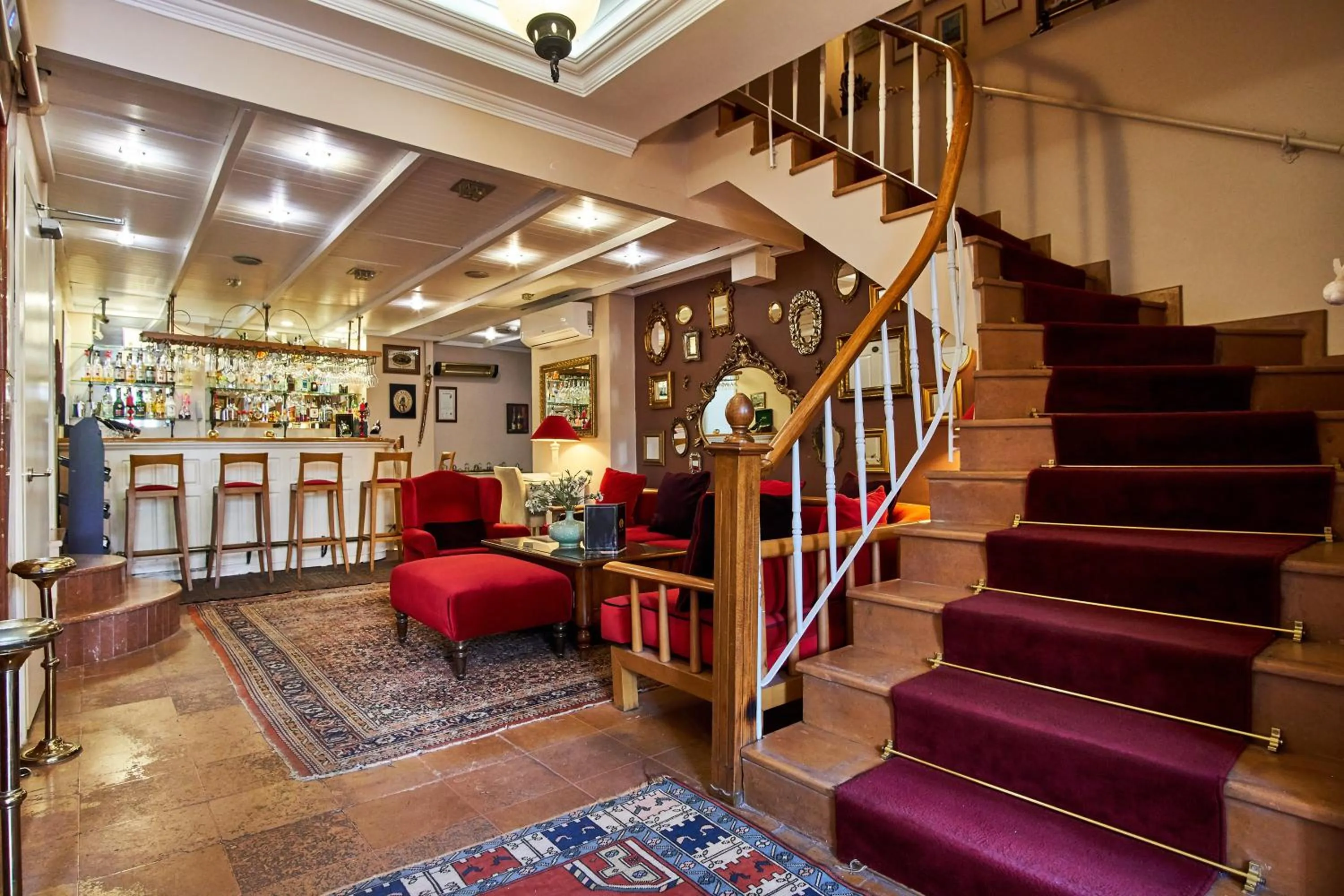 Lobby or reception in Celal Sultan Hotel Special Class