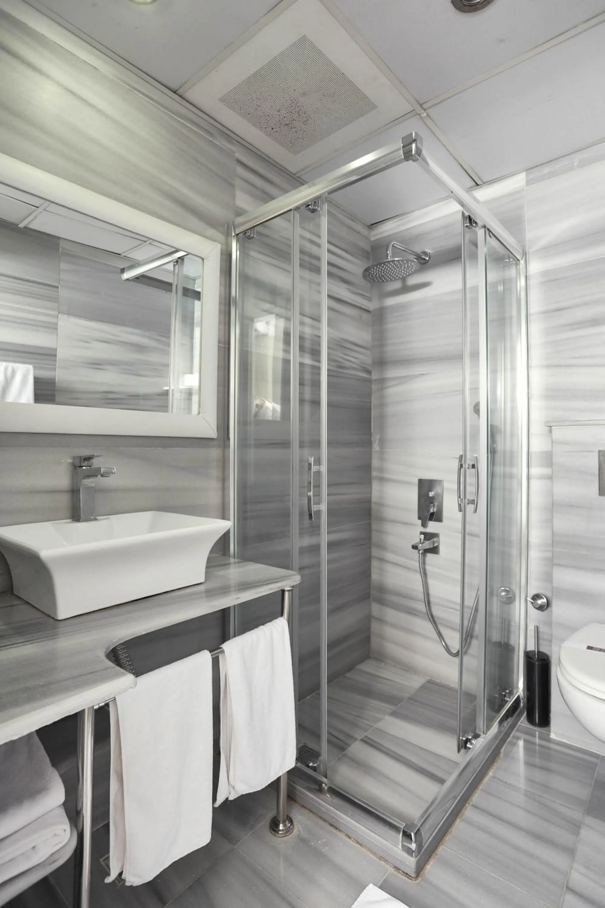 Bathroom in Celal Sultan Hotel Special Class