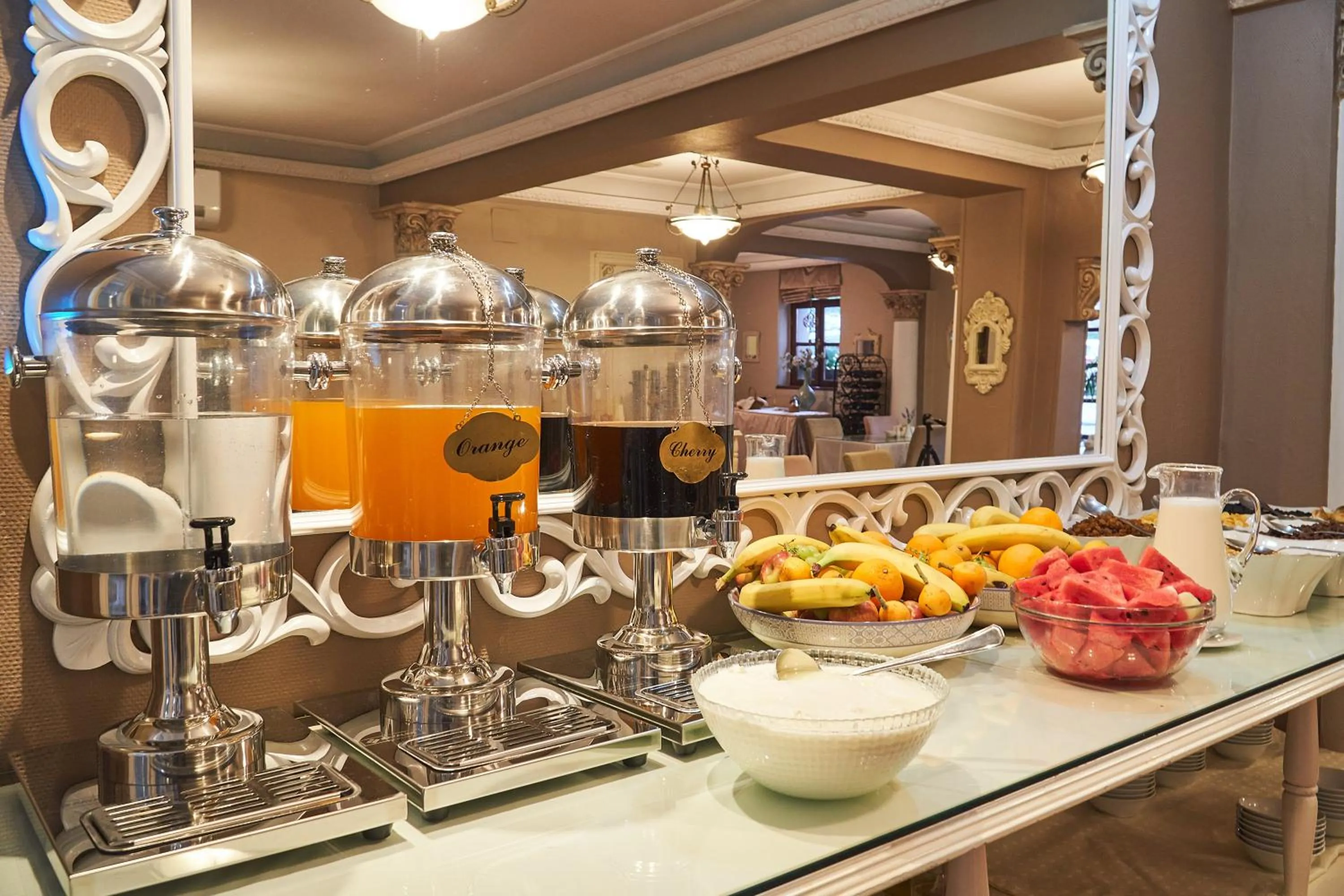 Buffet breakfast in Celal Sultan Hotel Special Class