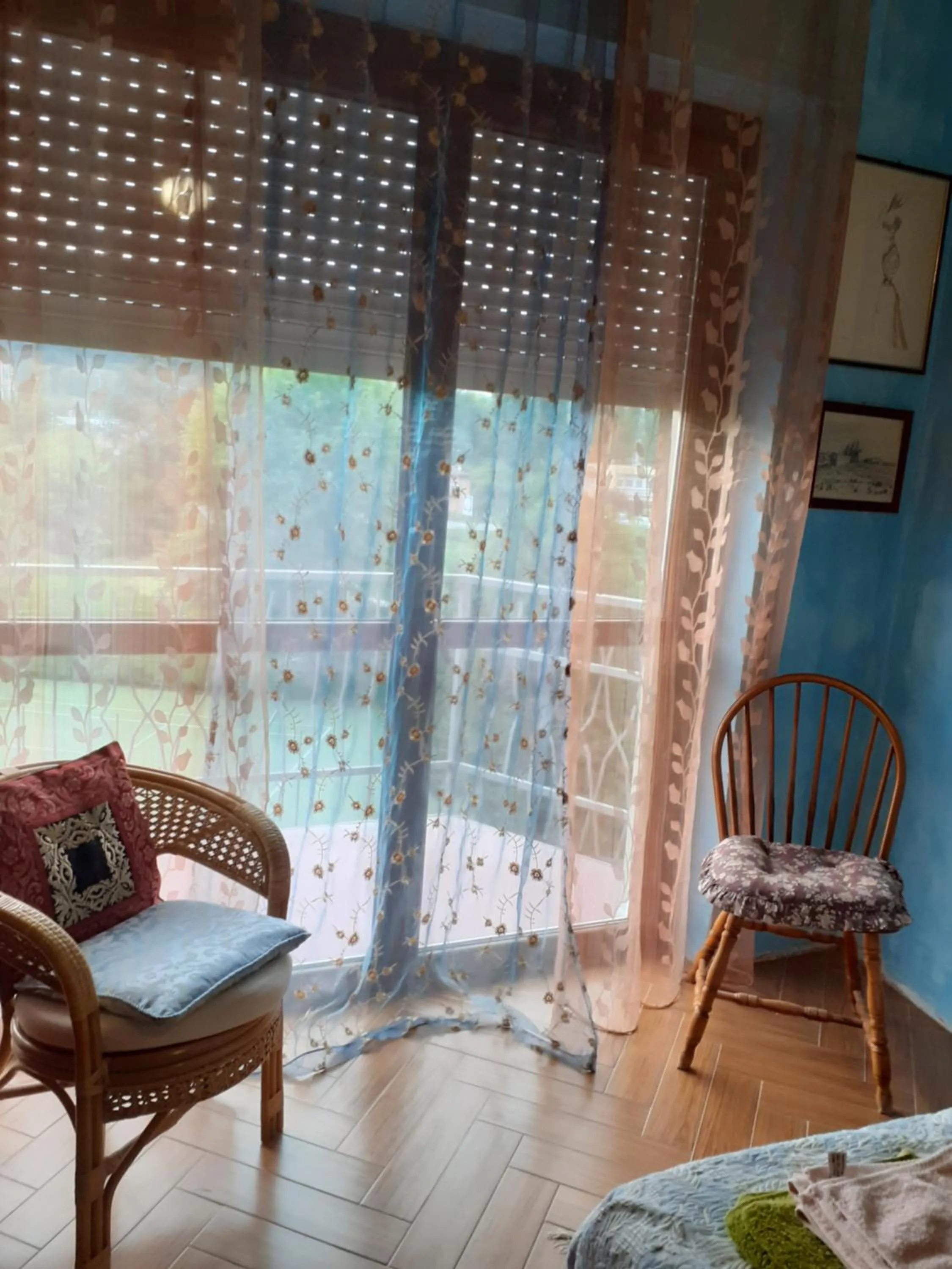 Seating area in Room country-lake