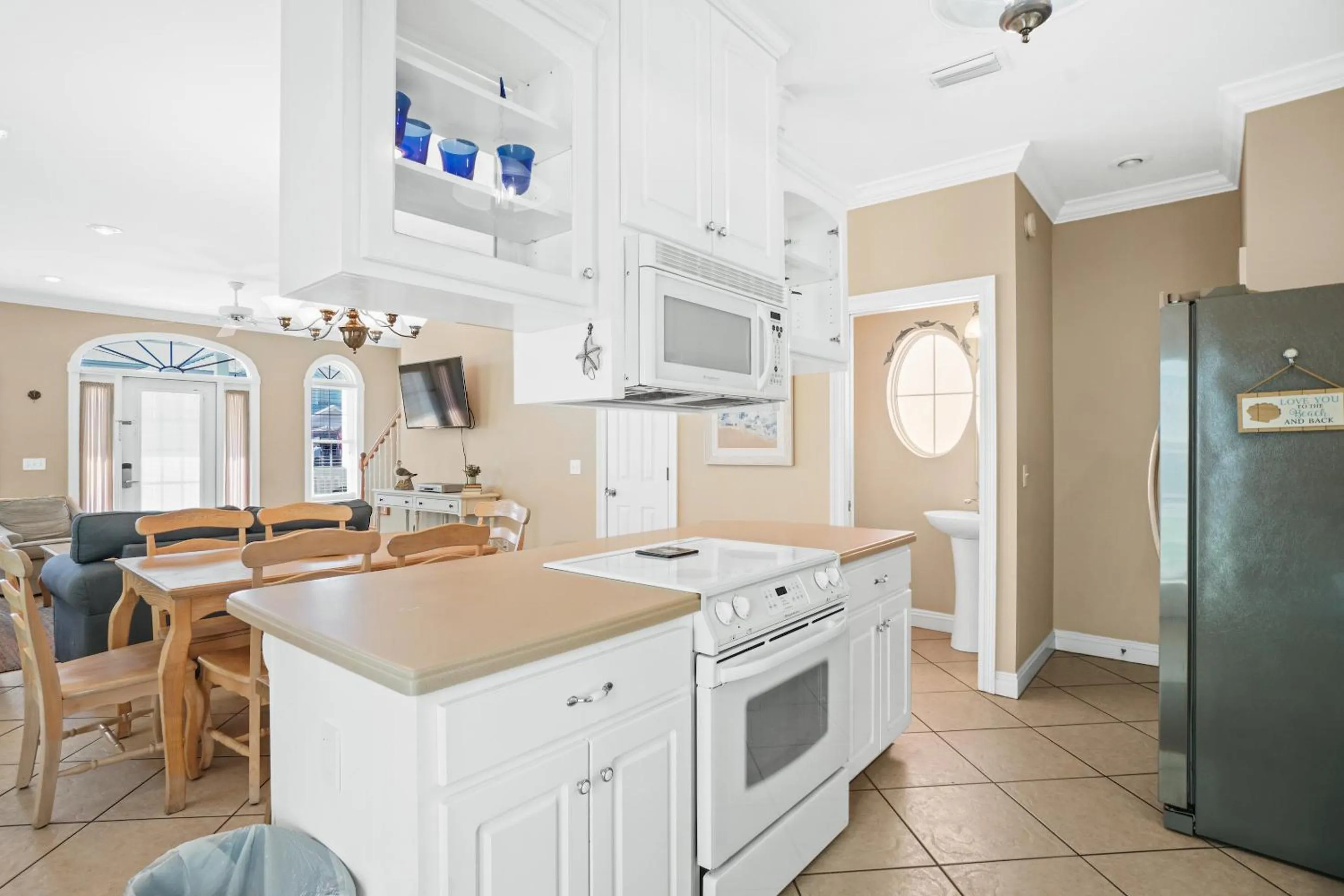 Decorative detail in Summer Towne by Panhandle Getaways