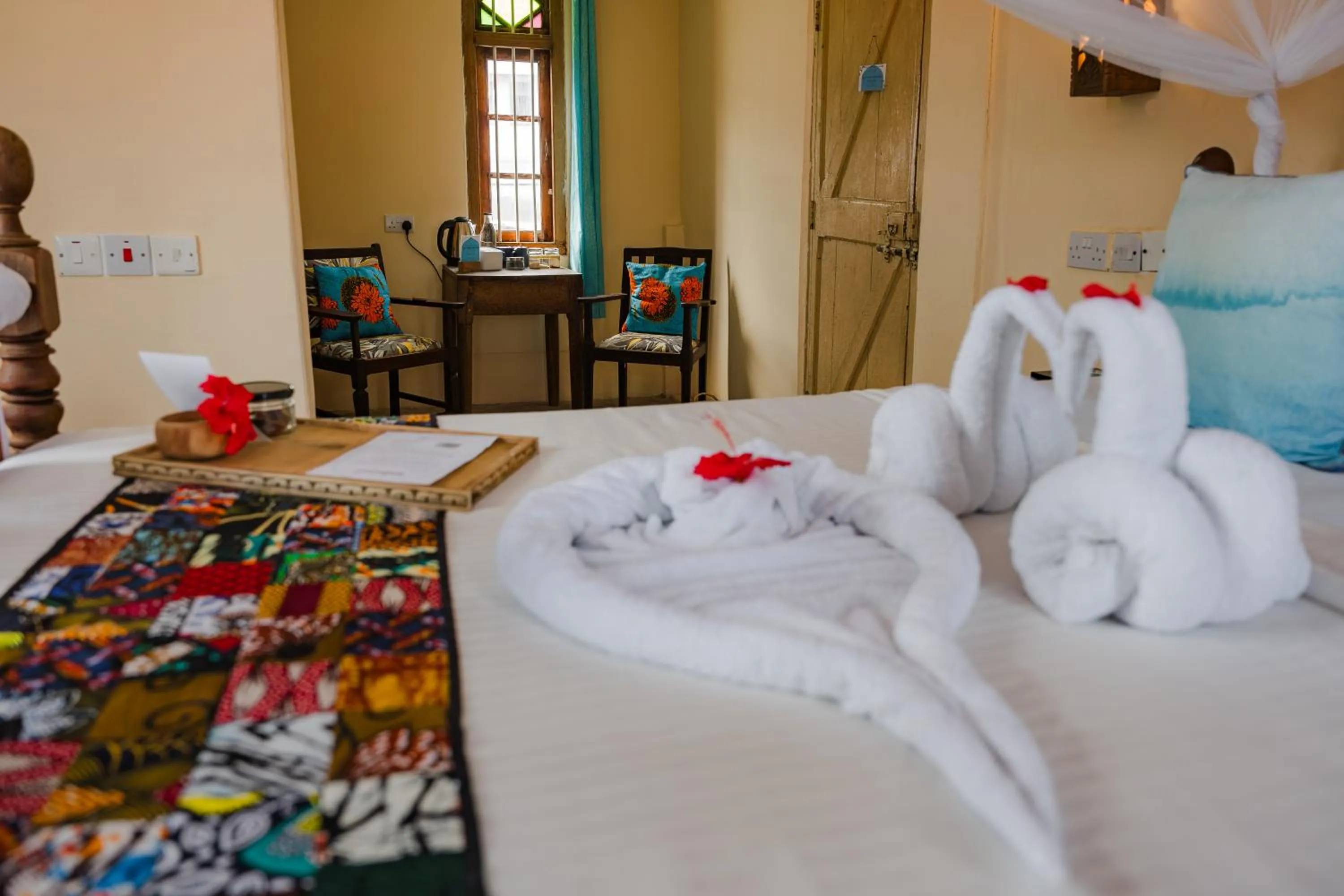 Photo of the whole room, Bed in Emerald Palm Boutique Hotel