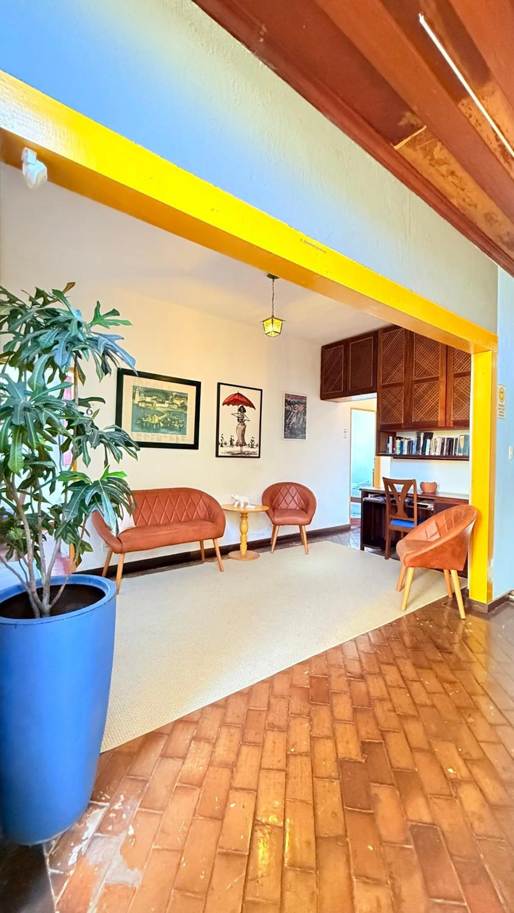 Inner courtyard view in Café e Prosa Centro Histórico