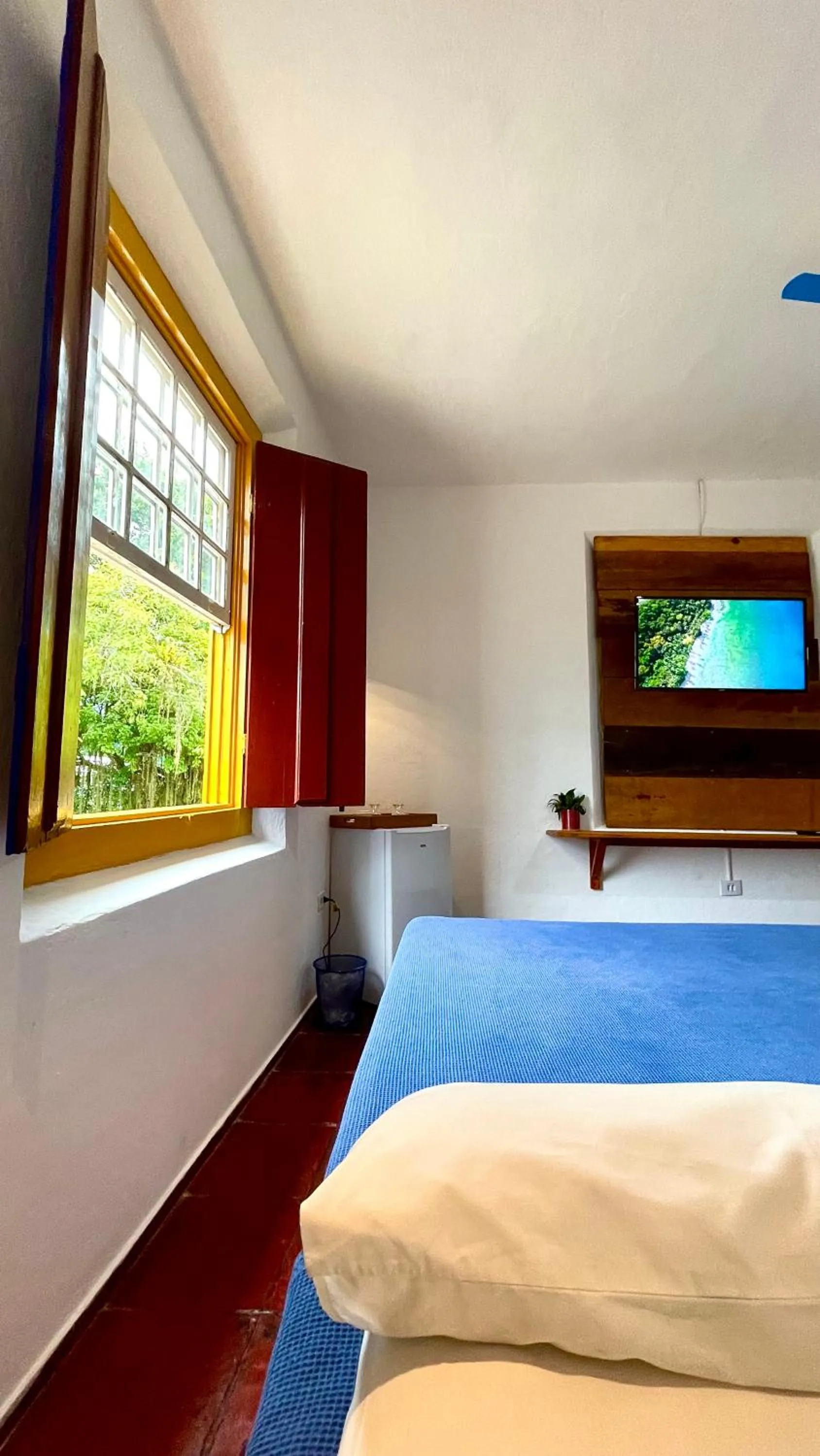 View (from property/room), Bed in Café e Prosa Centro Histórico