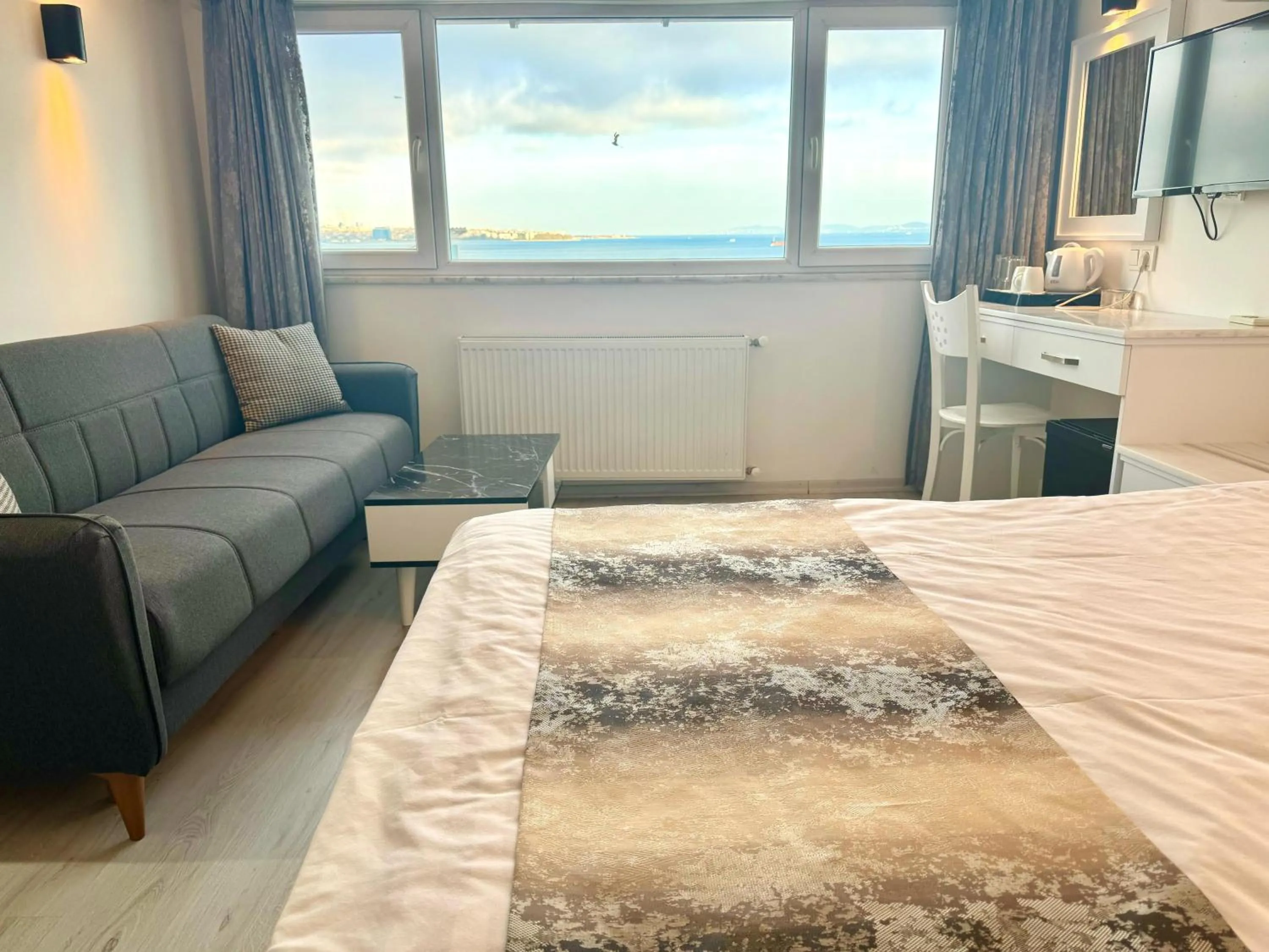 Bed in Hanedan Hotel