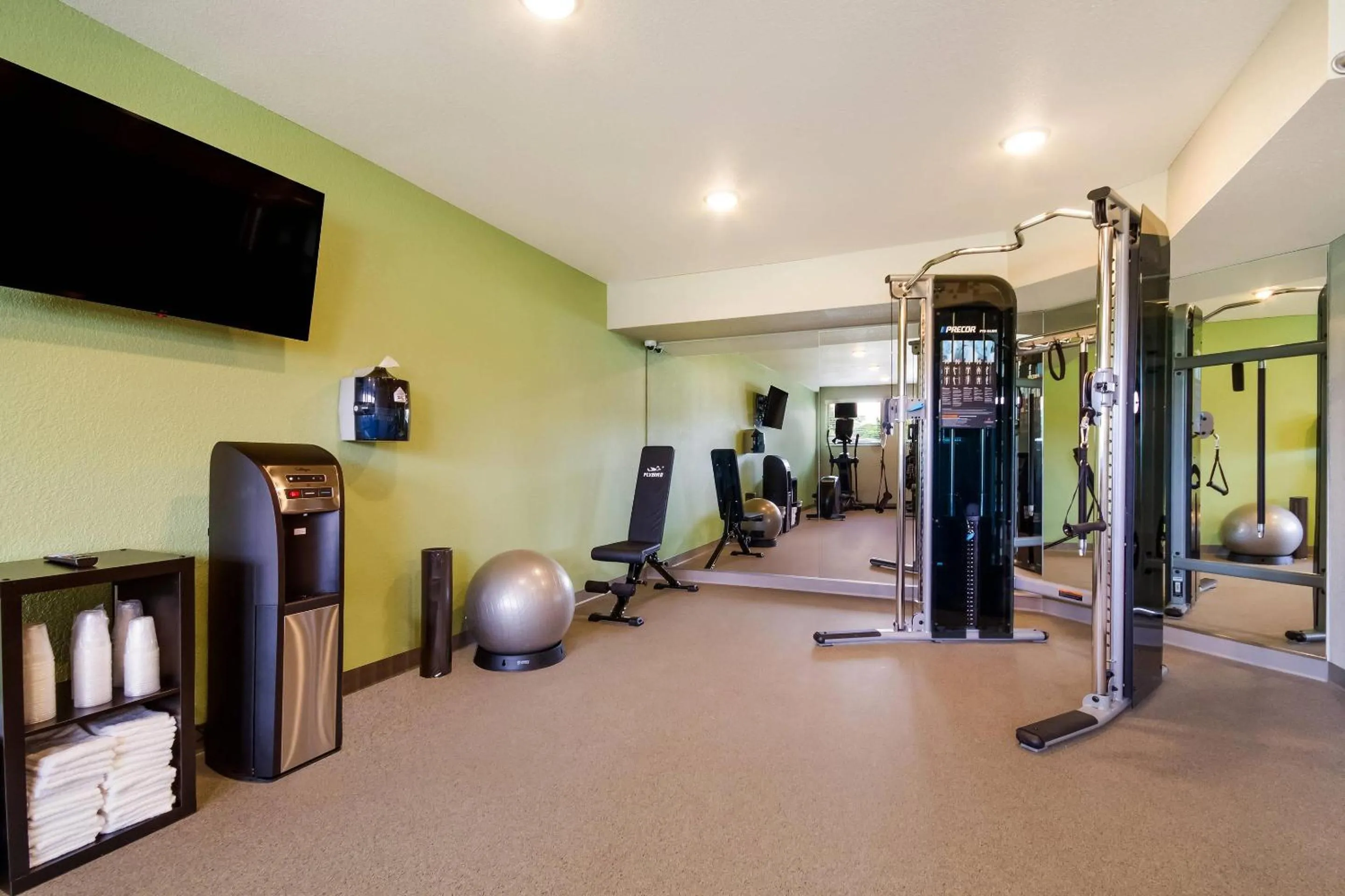 Fitness centre/facilities in WoodSpring Suites Panama City Beach