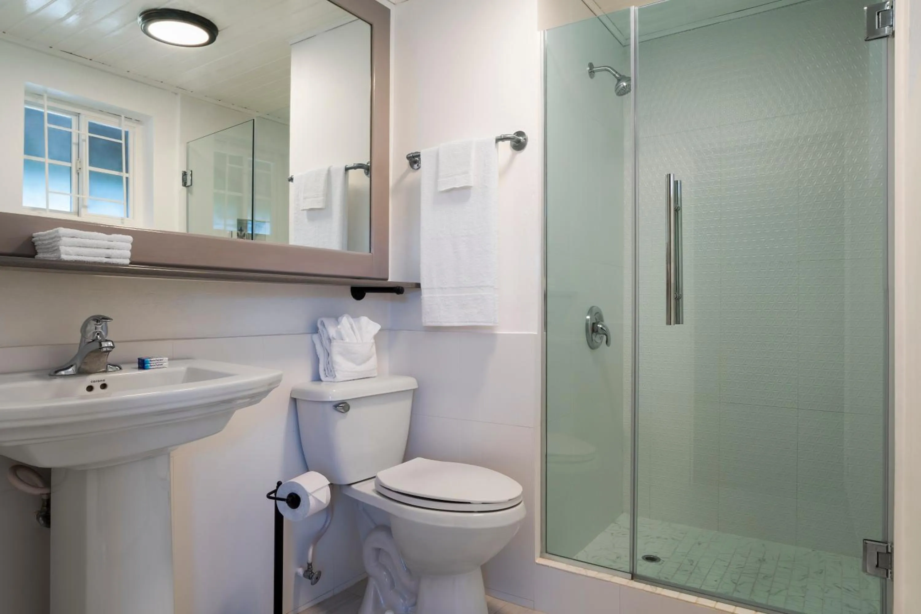 Bathroom in White Sands Negril