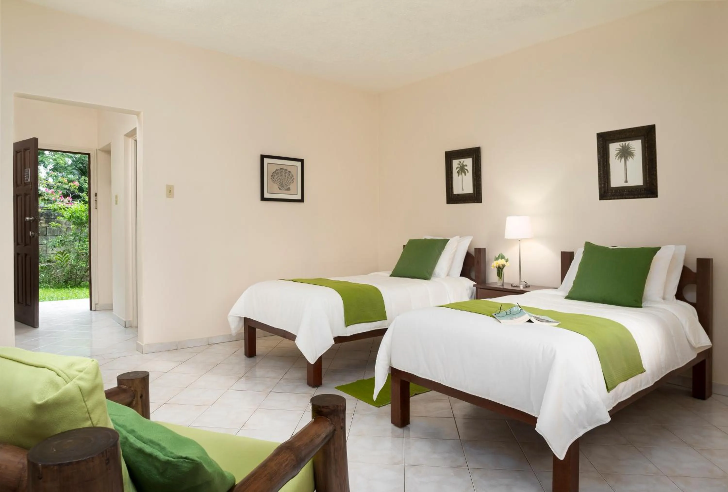 Bed in White Sands Negril