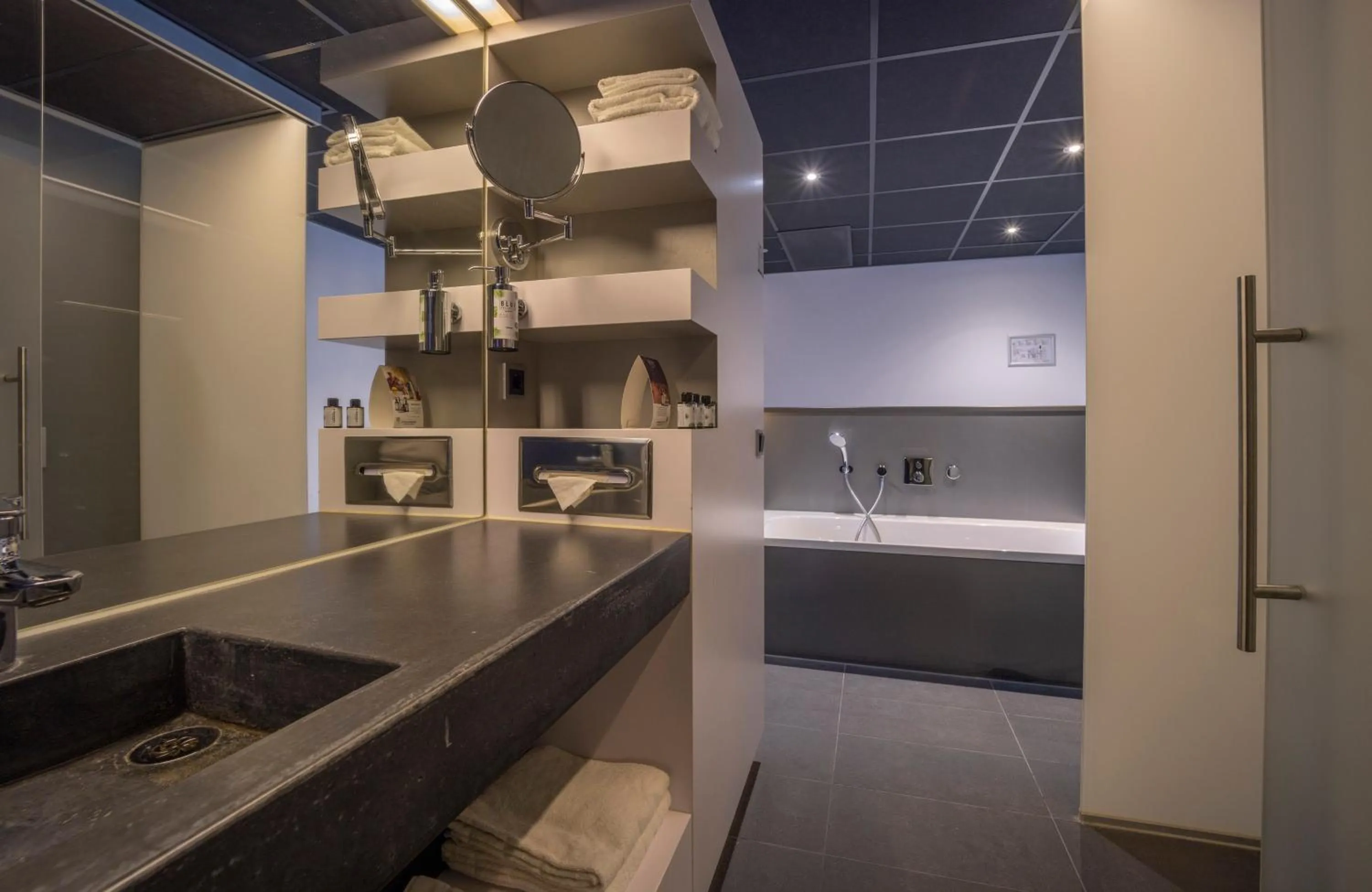 Bathroom in Fletcher Wellness-Hotel Sittard