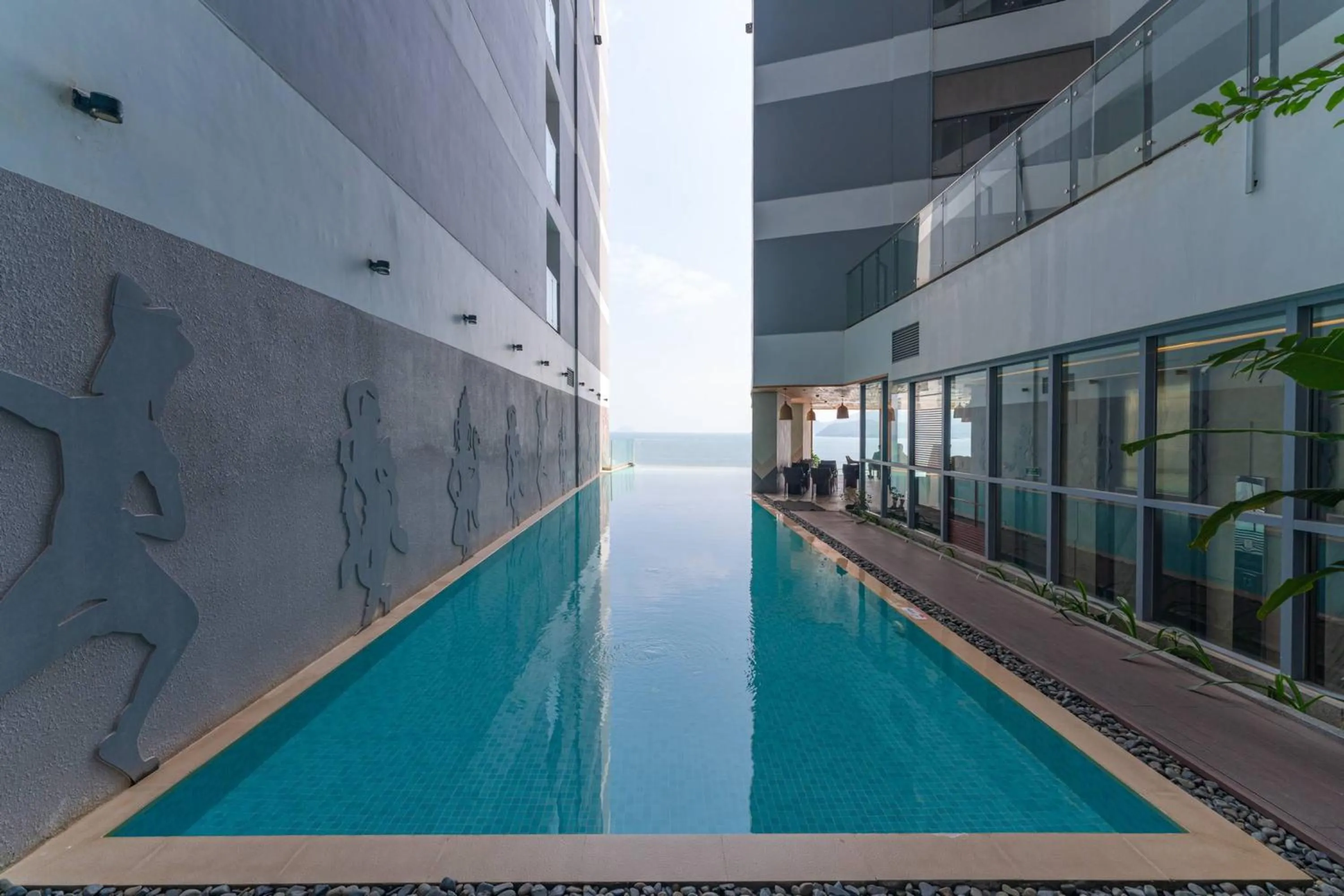 Swimming pool in SeaHaven Panorama Nha Trang Superview Apartments