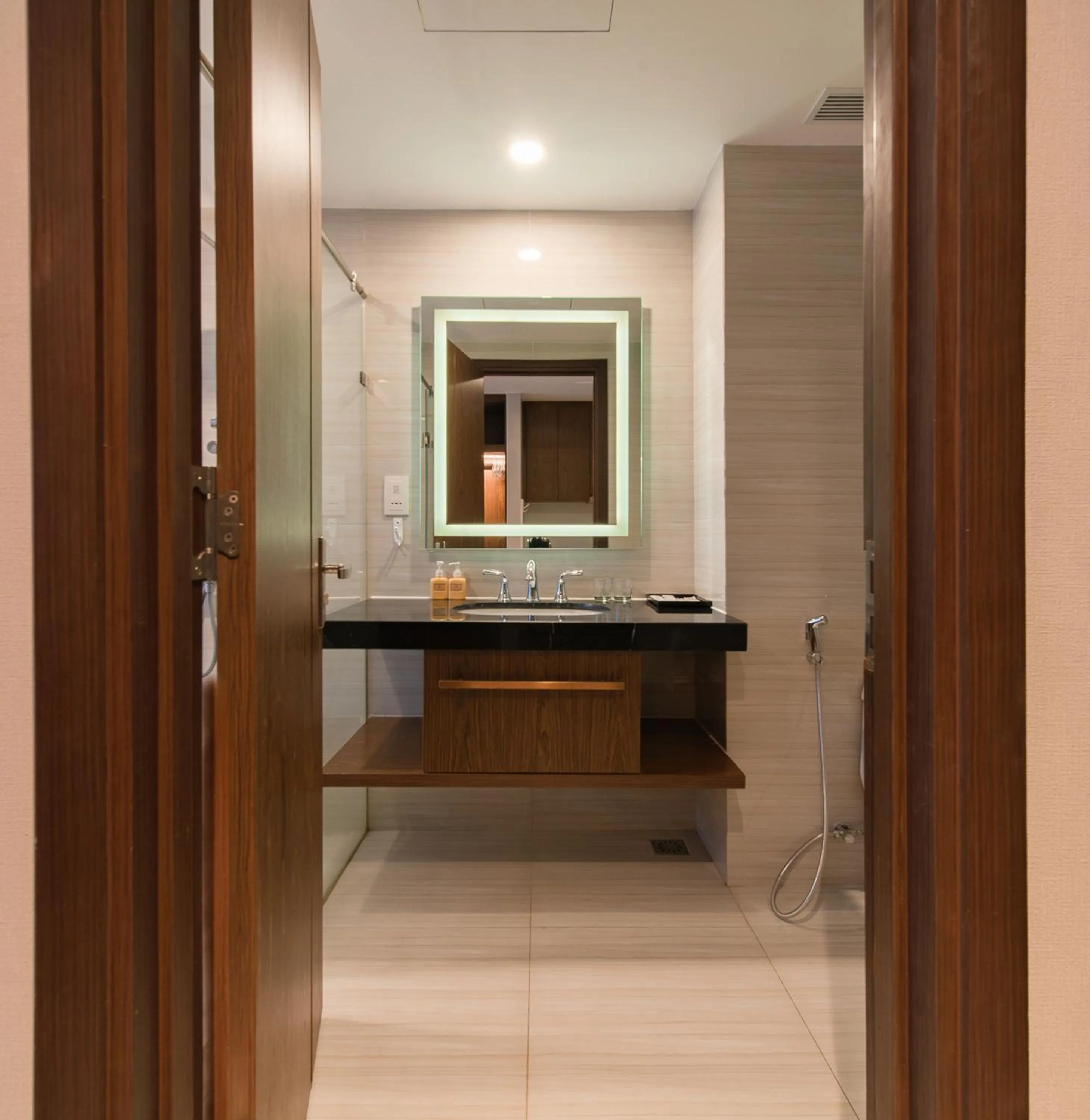 SeaHaven Panorama Nha Trang Superview Apartments